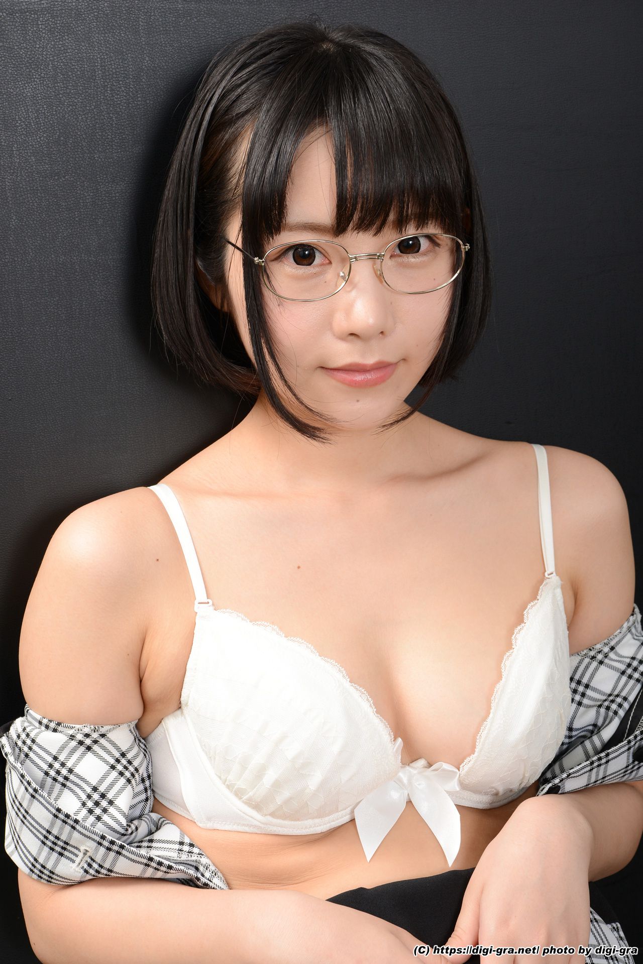 [Digi-Gra] Yui Shirasaka 白坂有以 Photoset 04