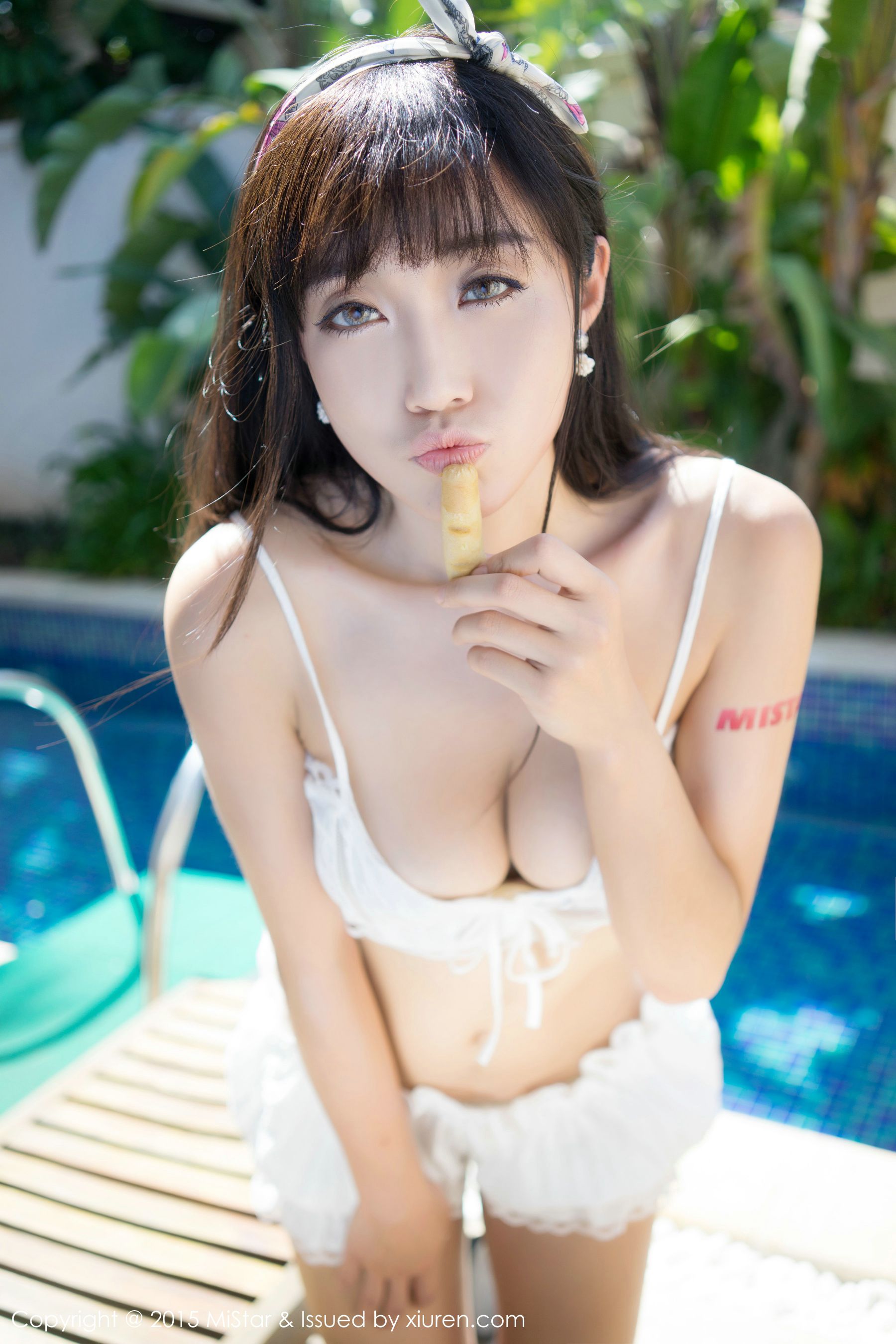 Ashely丽丽《三亚旅拍》性感女仆+海滩系列 [魅妍社MiStar] Vol.018