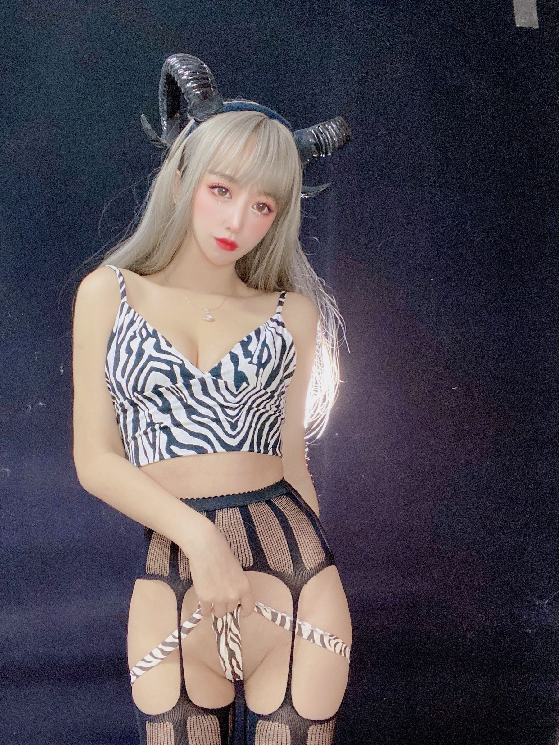 [Cosplay] 斗鱼米线线sama - 魅魔