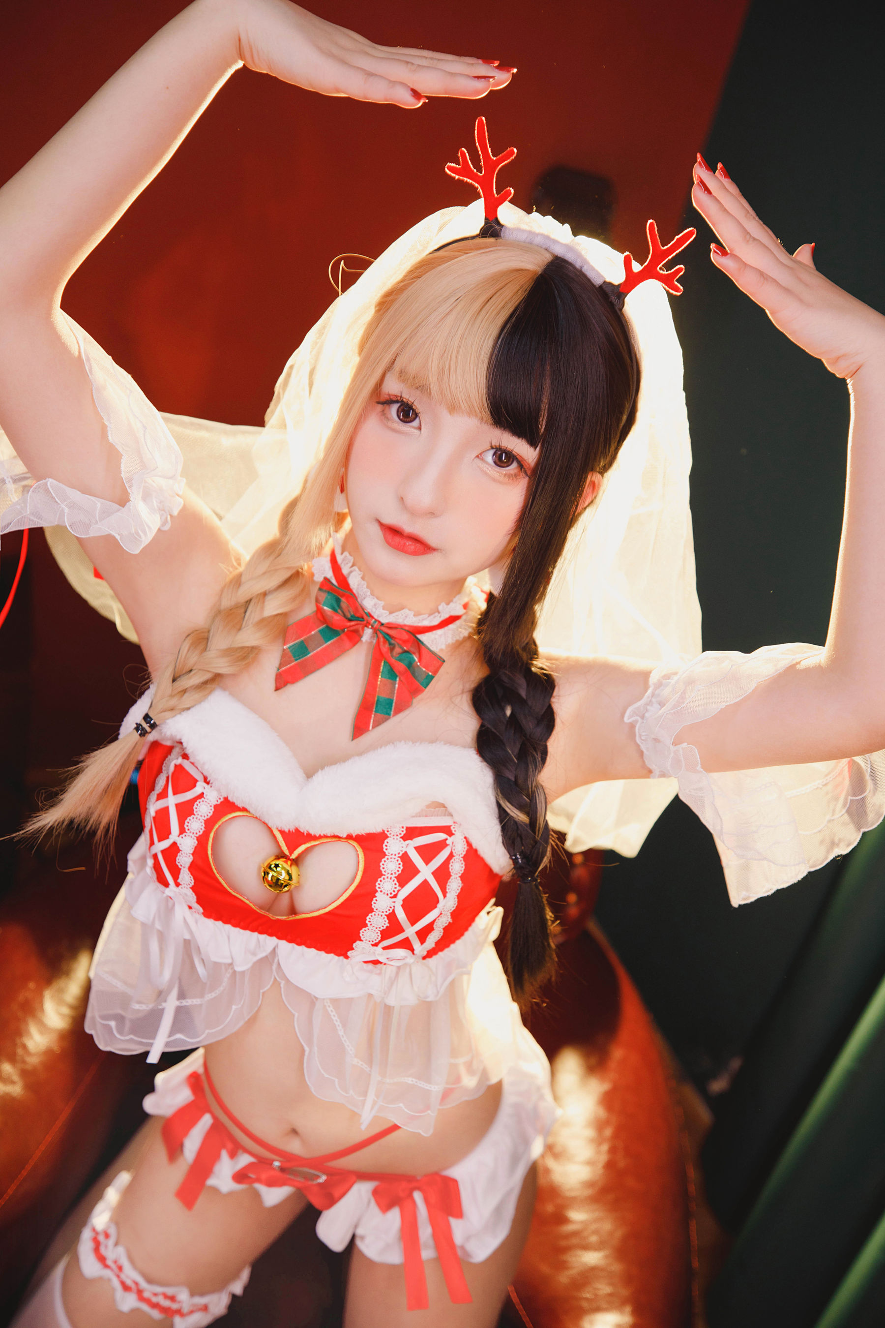 [Cosplay] 萝莉神楽板真冬之鹿の恩返し