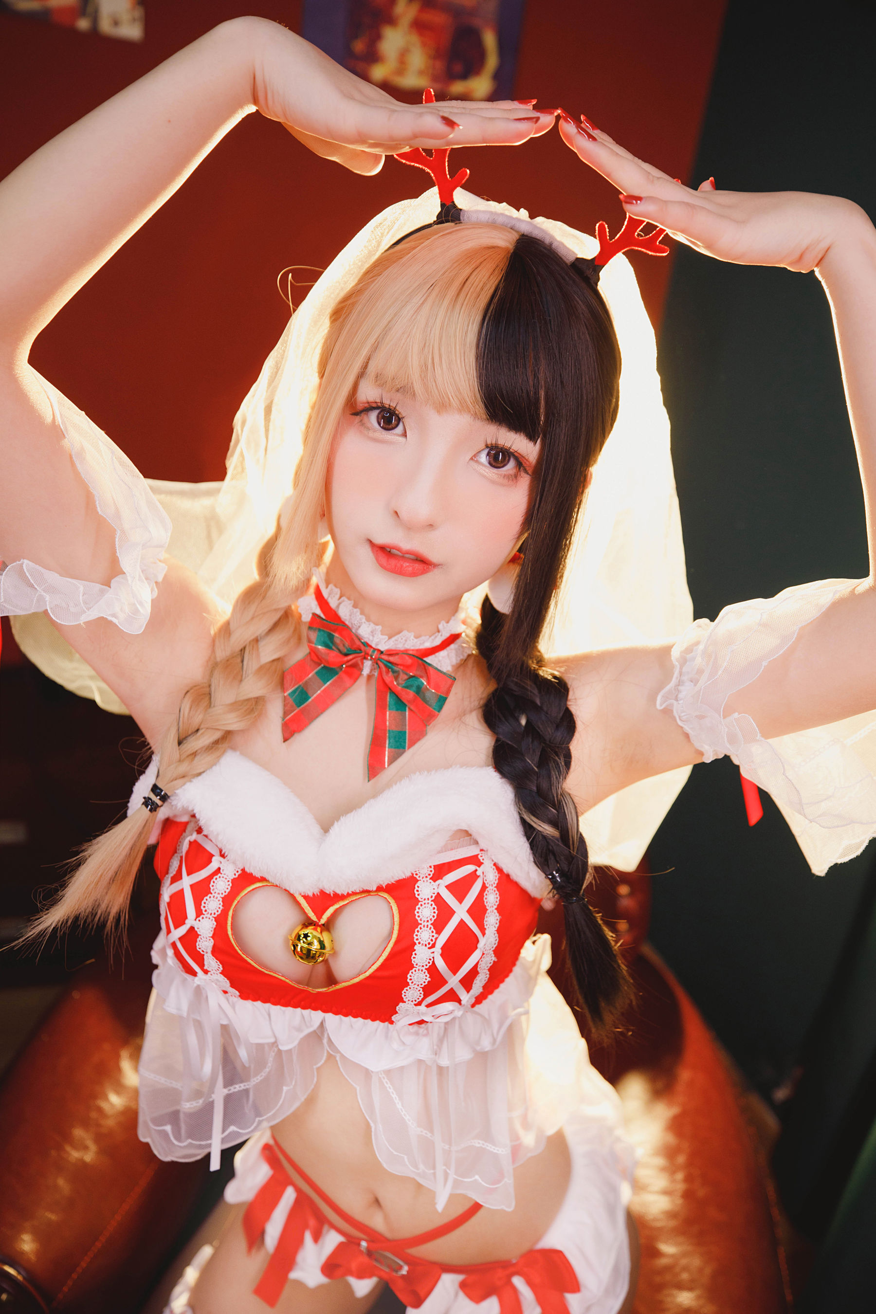 [Cosplay] 萝莉神楽板真冬之鹿の恩返し