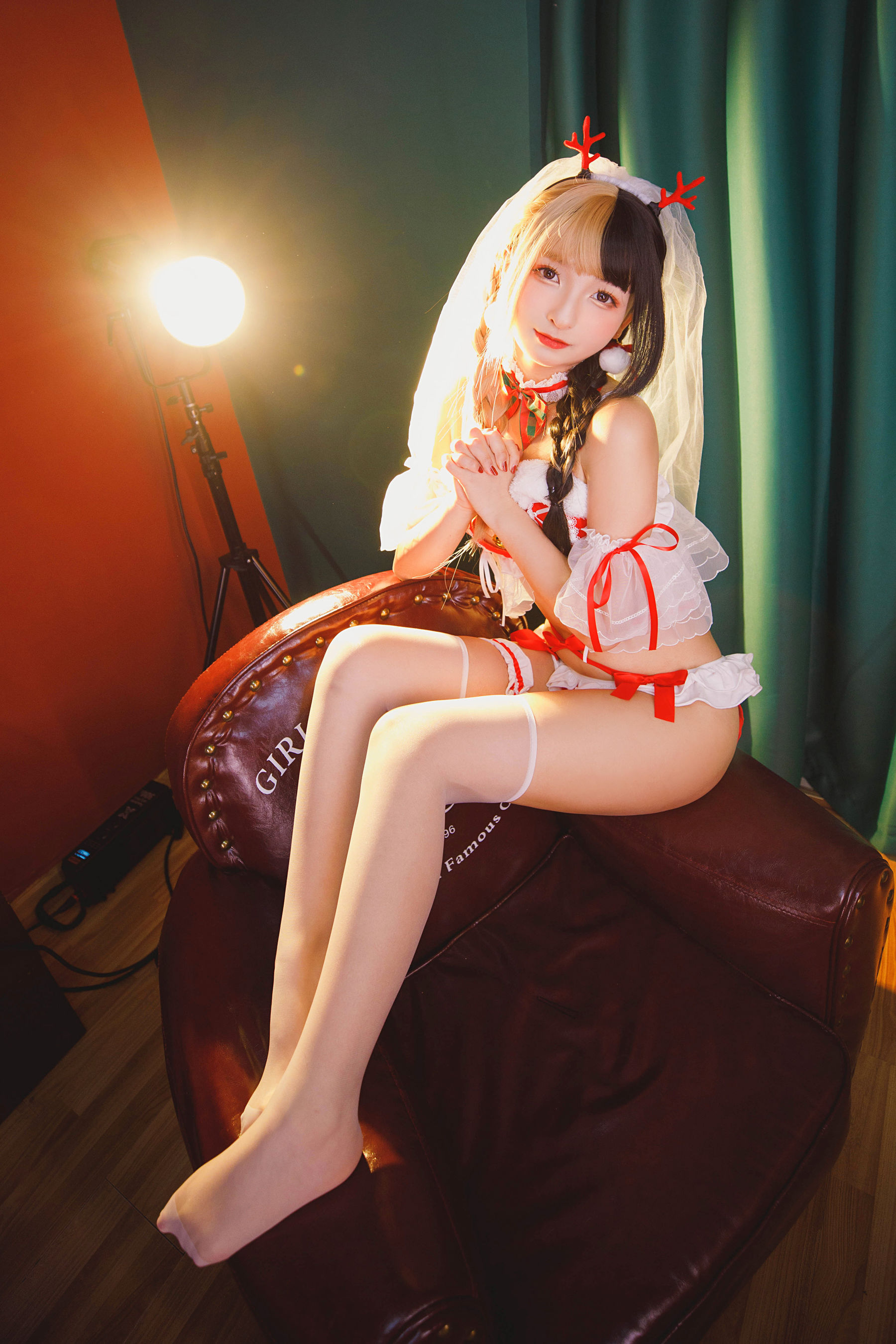 [Cosplay] 萝莉神楽板真冬之鹿の恩返し