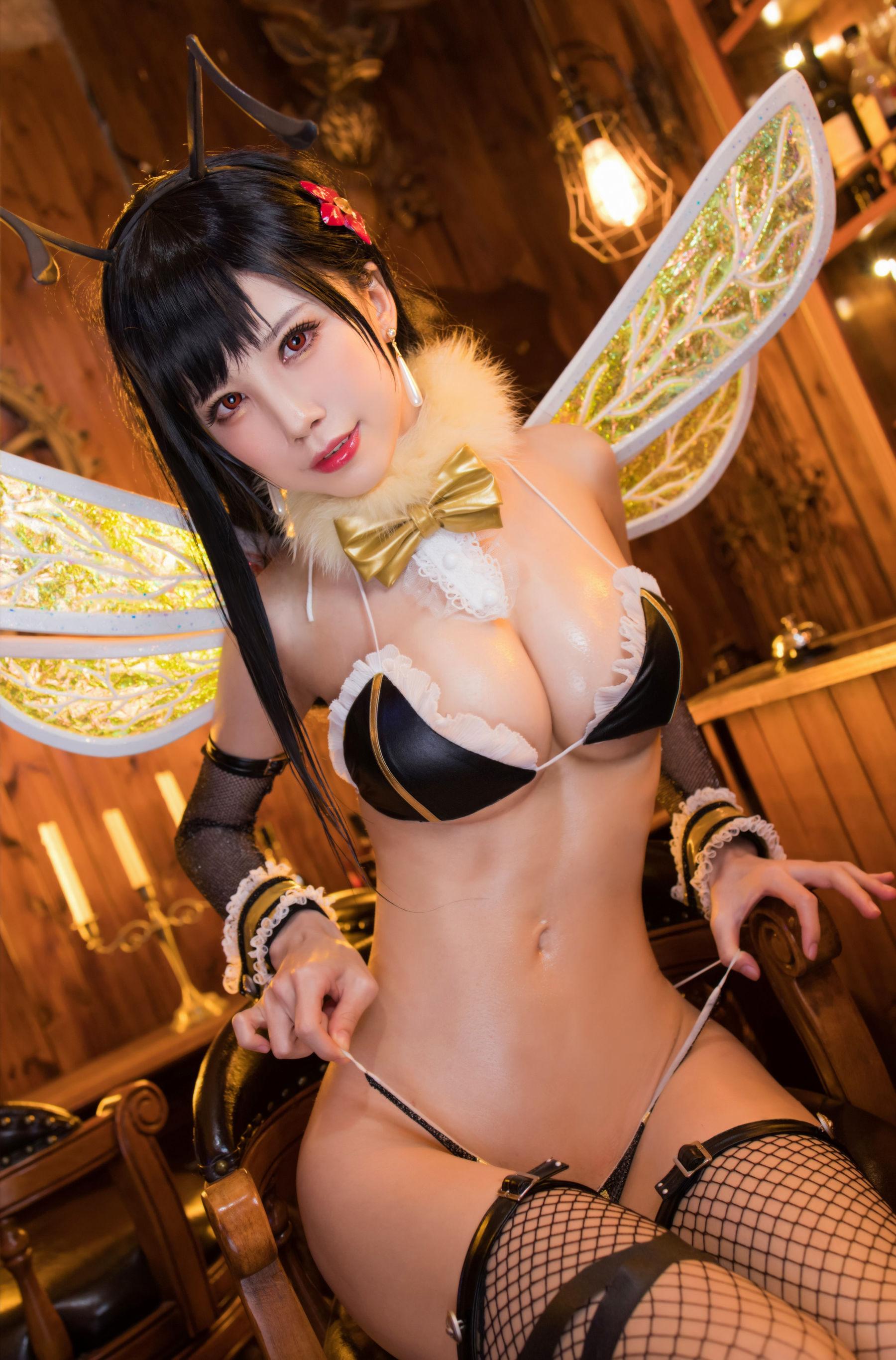 [Cosplay] 动漫博主水淼aqua - 黑皮蜜蜂