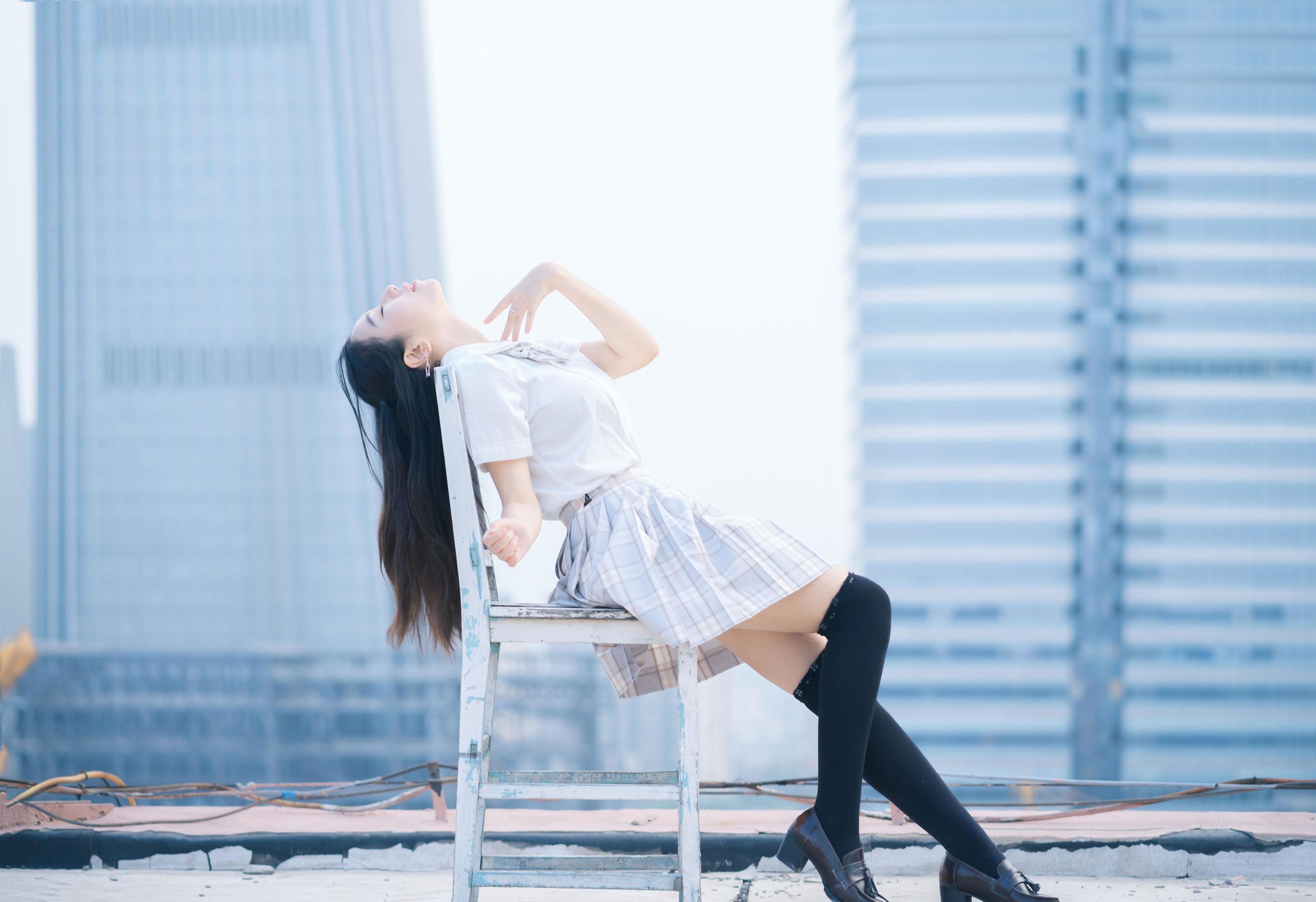 [Cosplay] 动漫博主穆零Mu0 - 天台jk