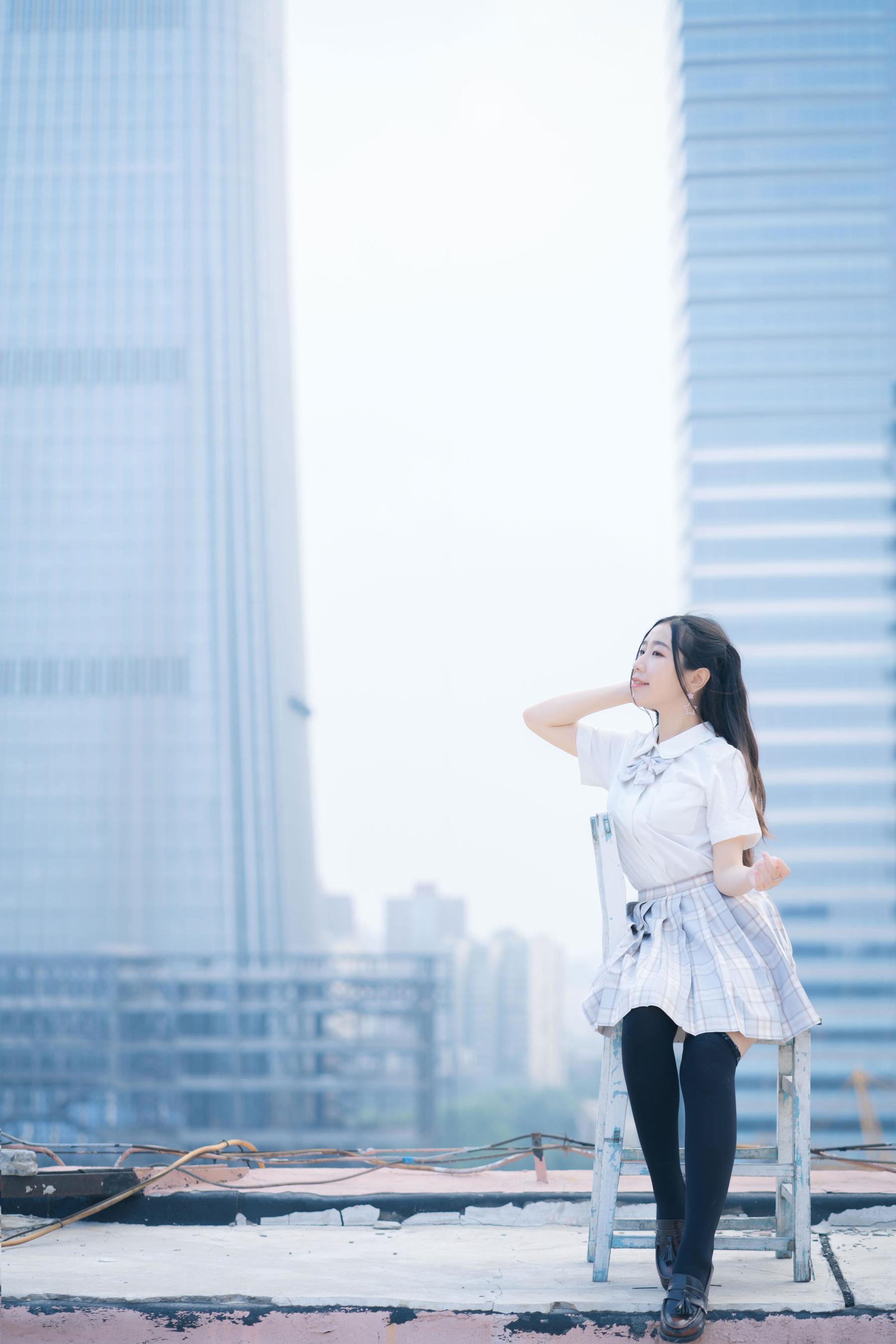 [Cosplay] 动漫博主穆零Mu0 - 天台jk