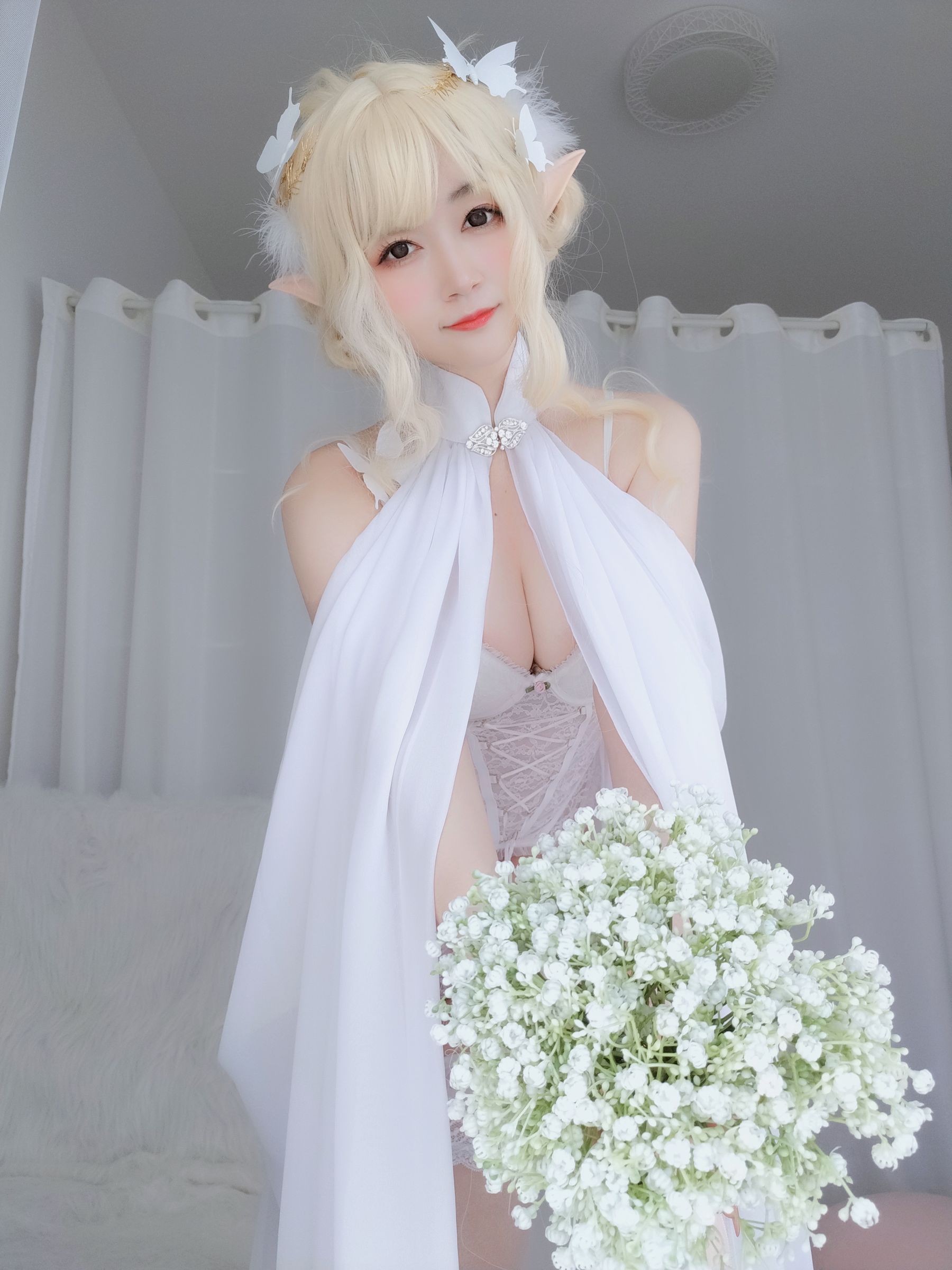 [Cosplay] Coser小姐姐白银 - 小白羊