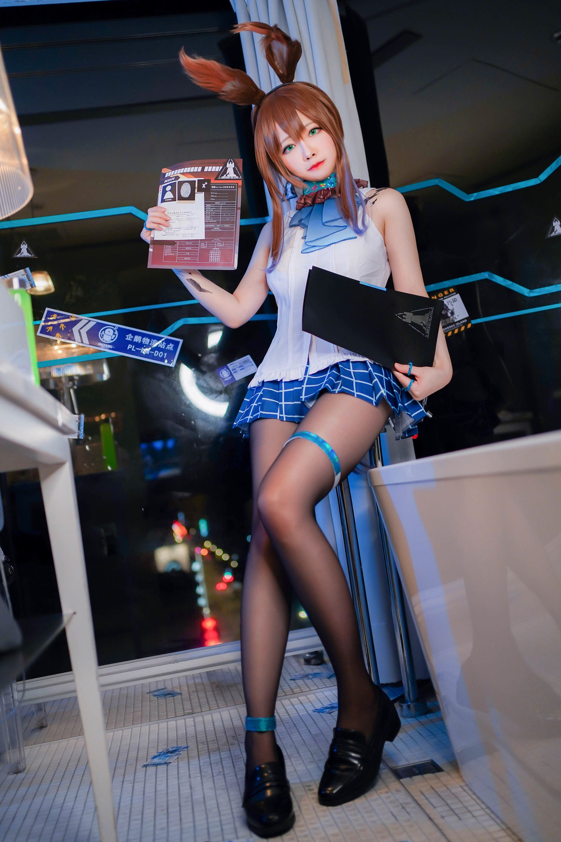 [Cosplay] COS妹子Arty亞緹 - 黑丝兔女郎