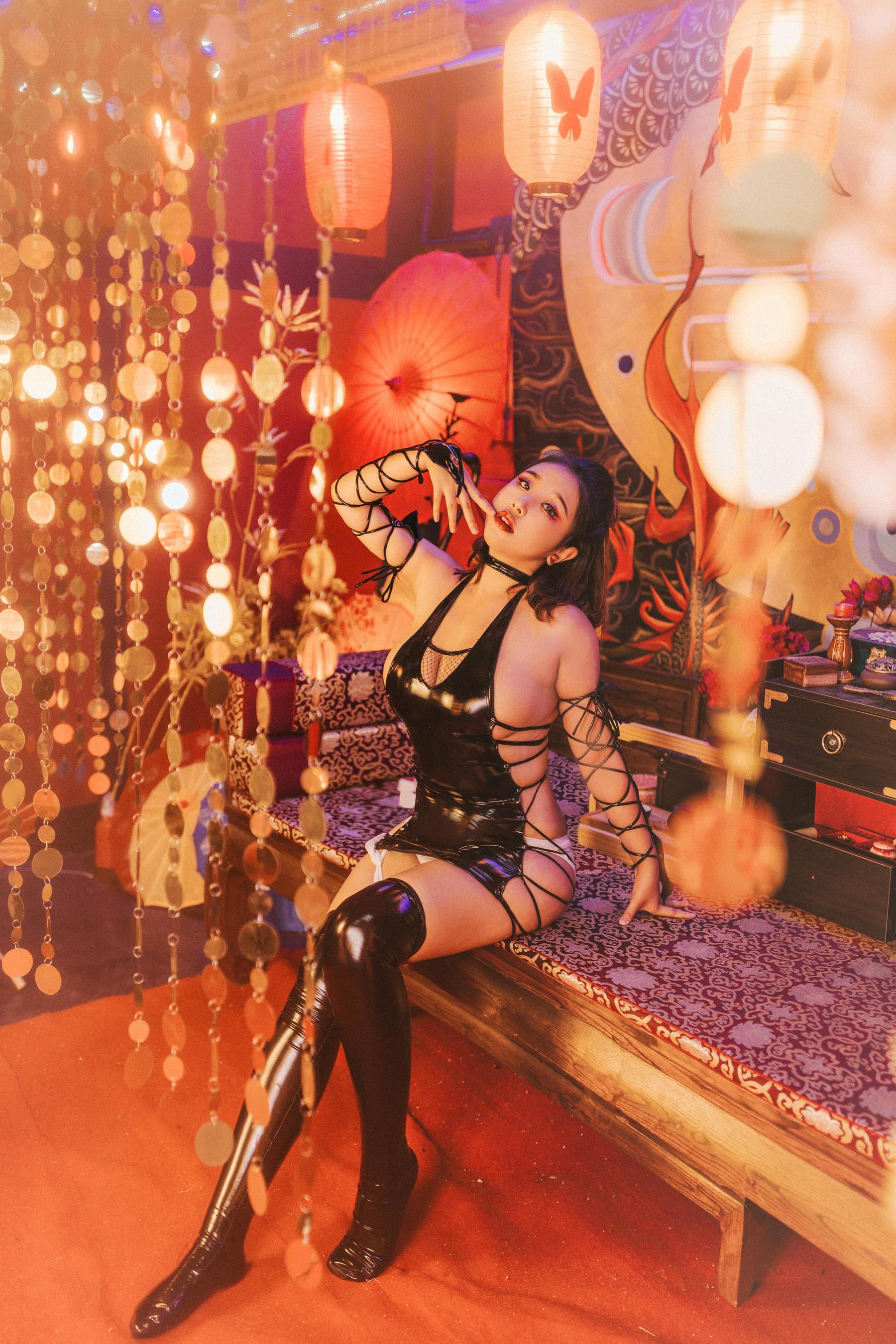 [Cosplay] 动漫博主穆零Mu0 - 黑胶