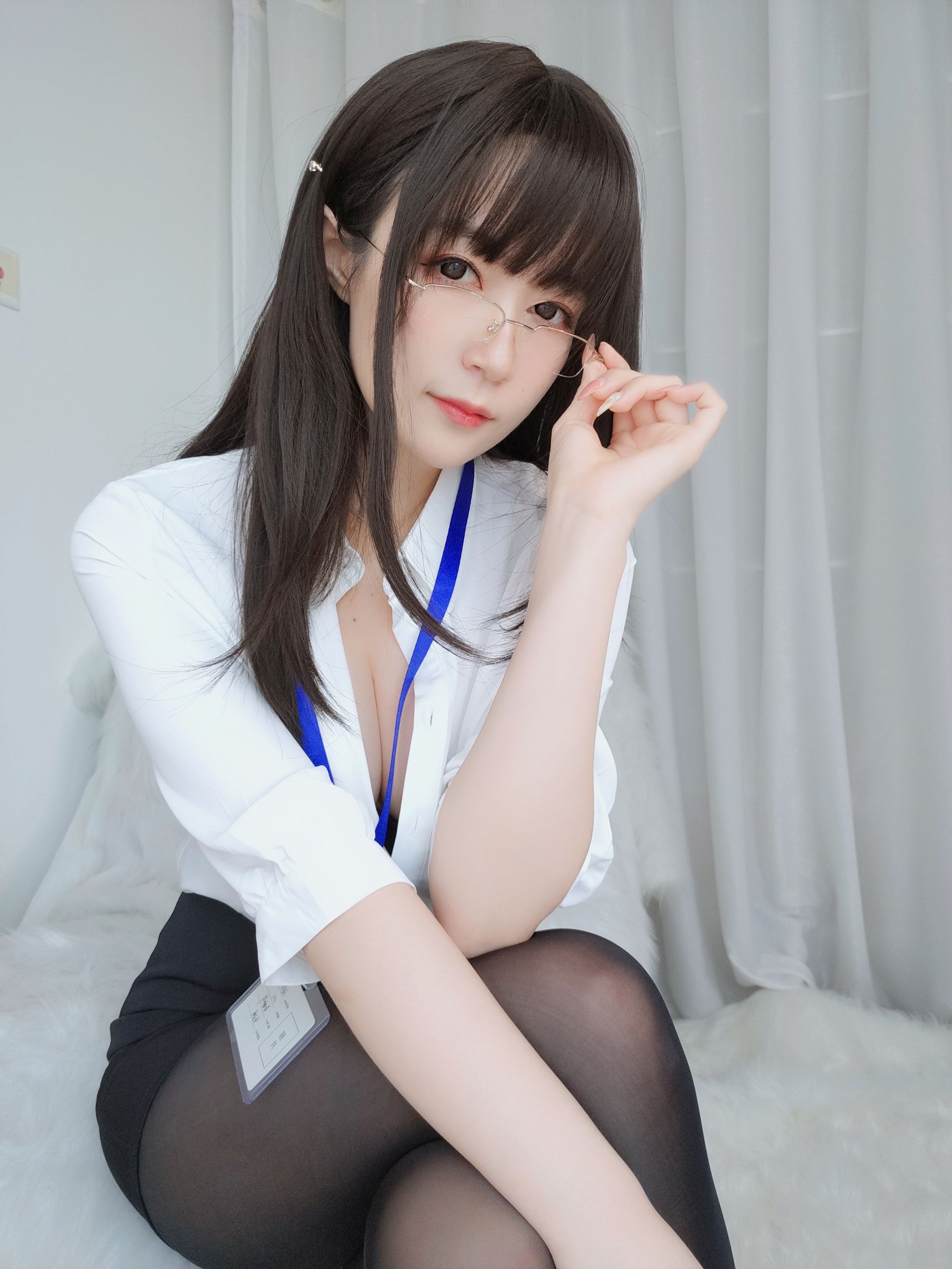[Cosplay] Coser小姐姐白银 - 制服