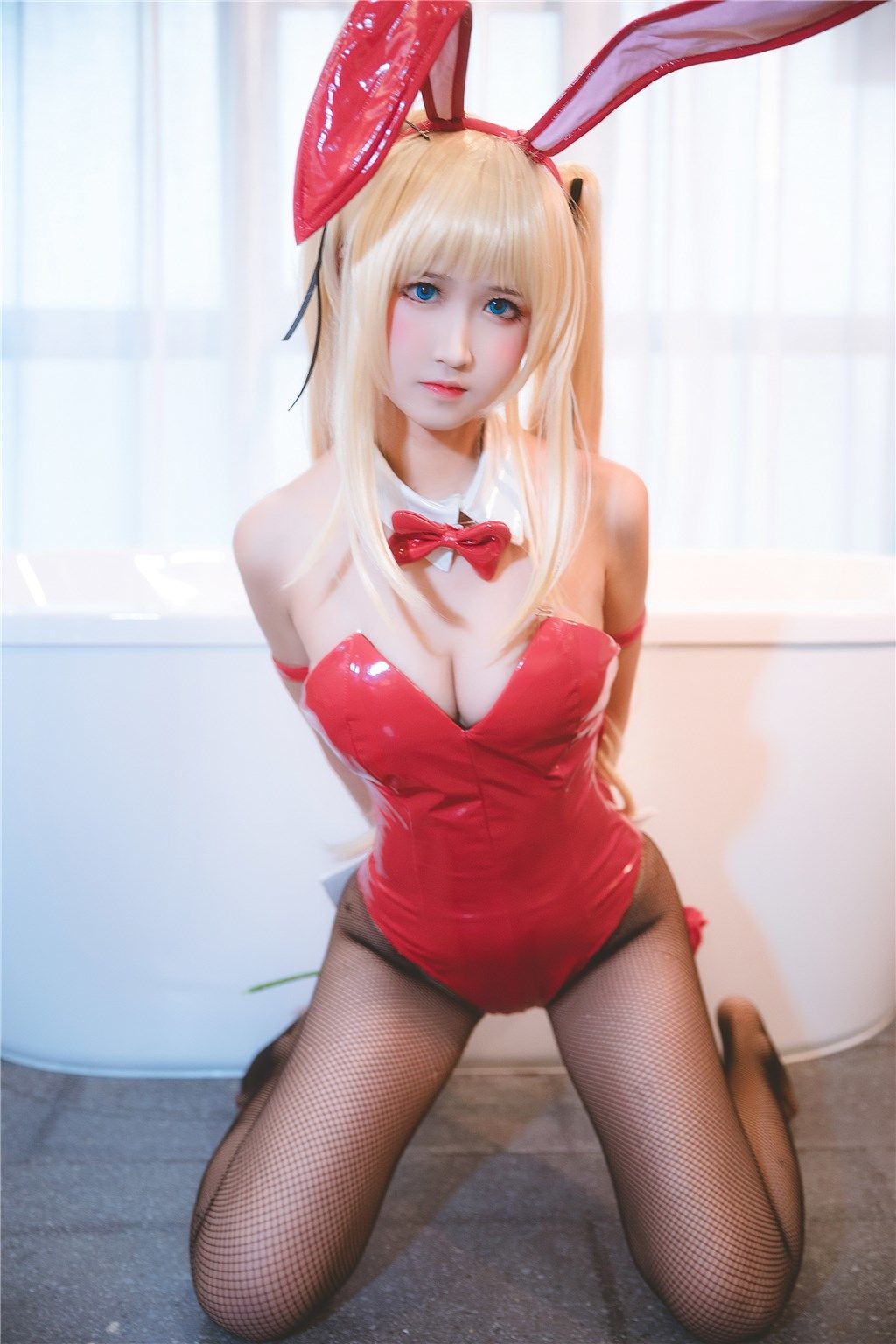 [Cosplay] 微博妹子三度_69 - 黑丝兔女郎
