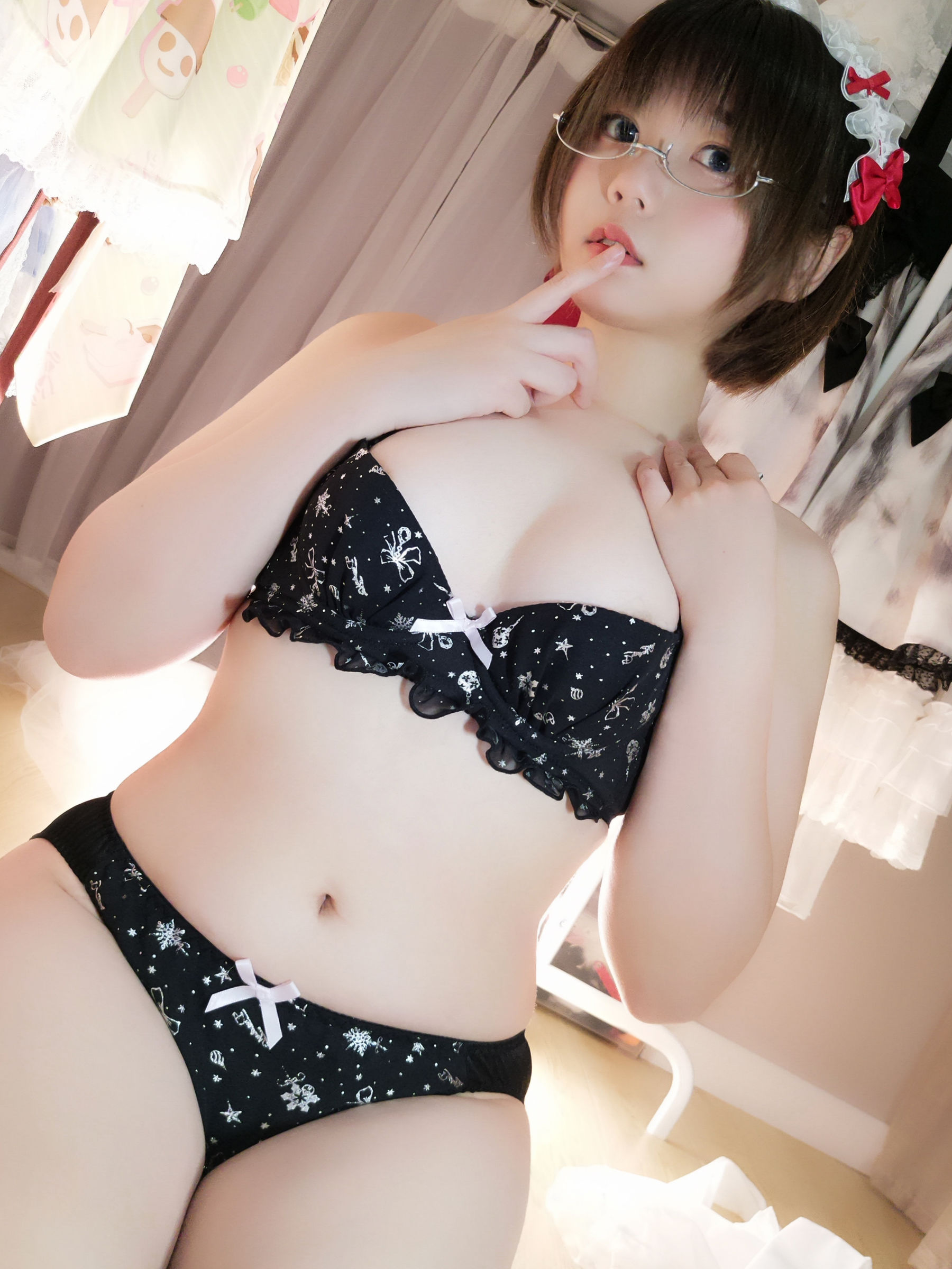 [Cosplay] きょう肉肉 Vol.25 セクシーなメイド