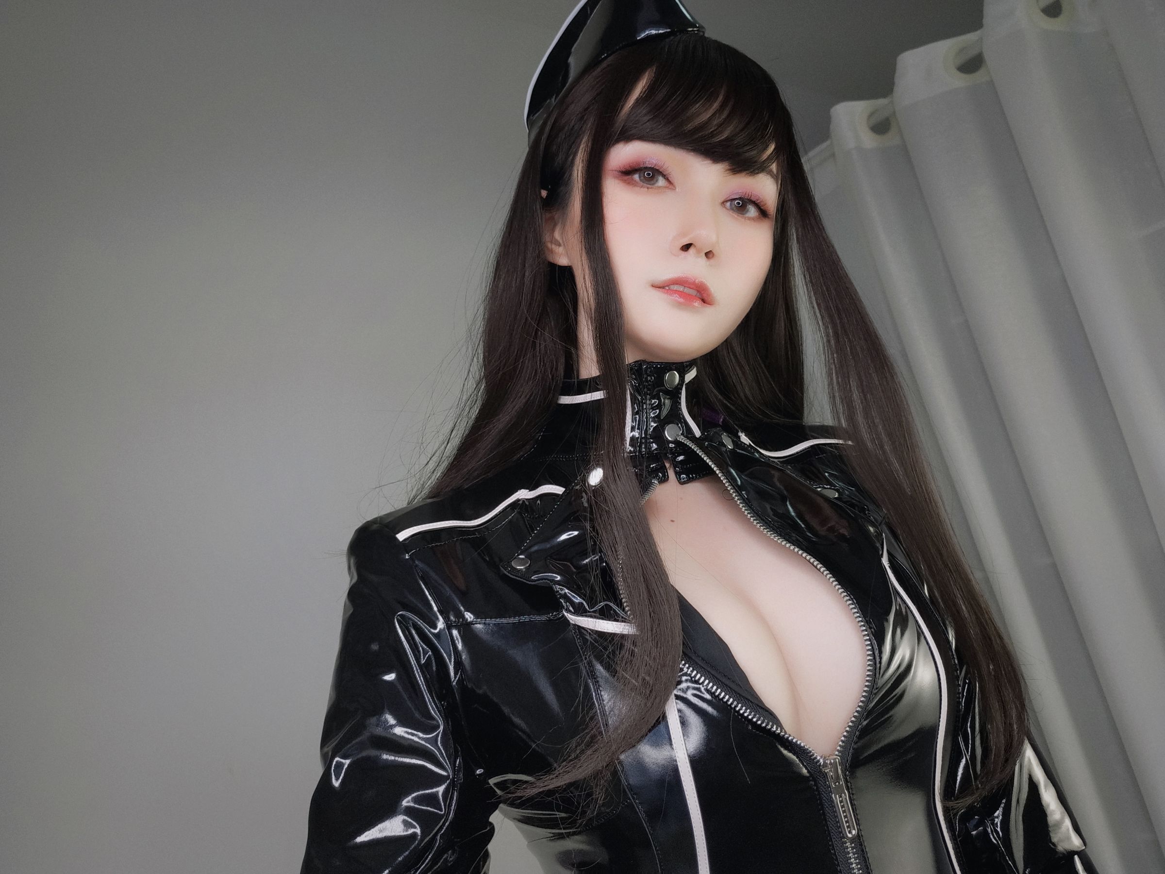 [Cosplay] Coser小姐姐白银 - 通讯官