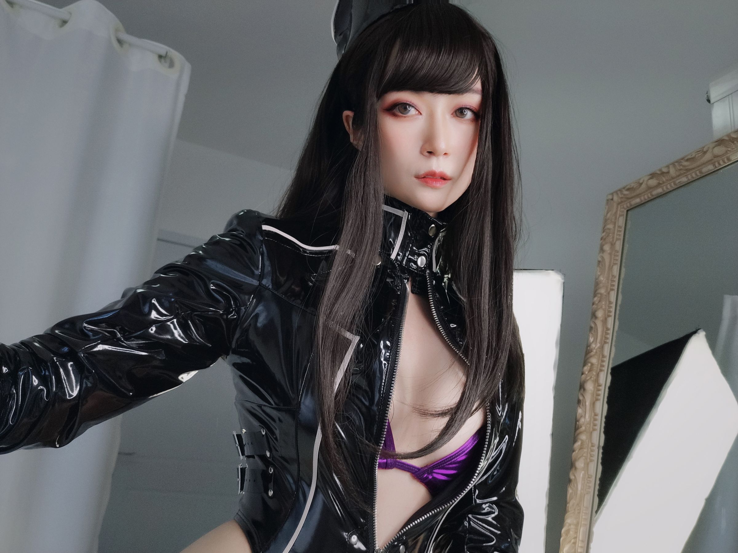 [Cosplay] Coser小姐姐白银 - 通讯官
