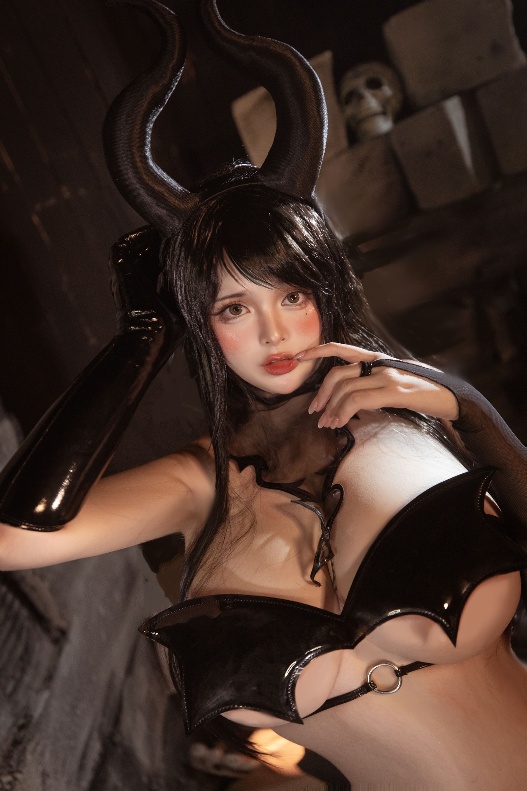 [Cosplay] NinJA阿寨寨 - 受虐魅魔