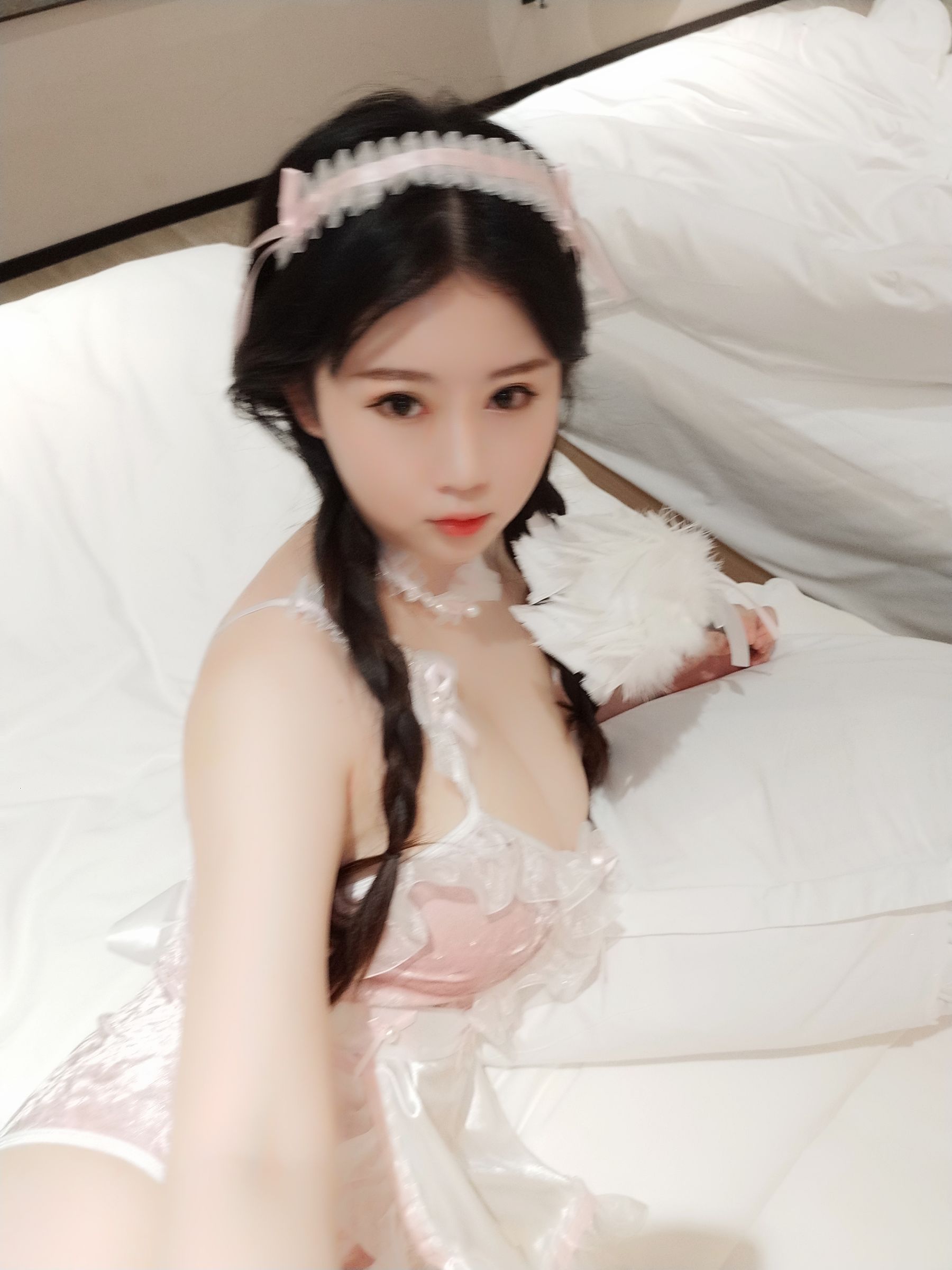 [Cosplay] 蜜桃少女是依酱呀 - 冬季女友