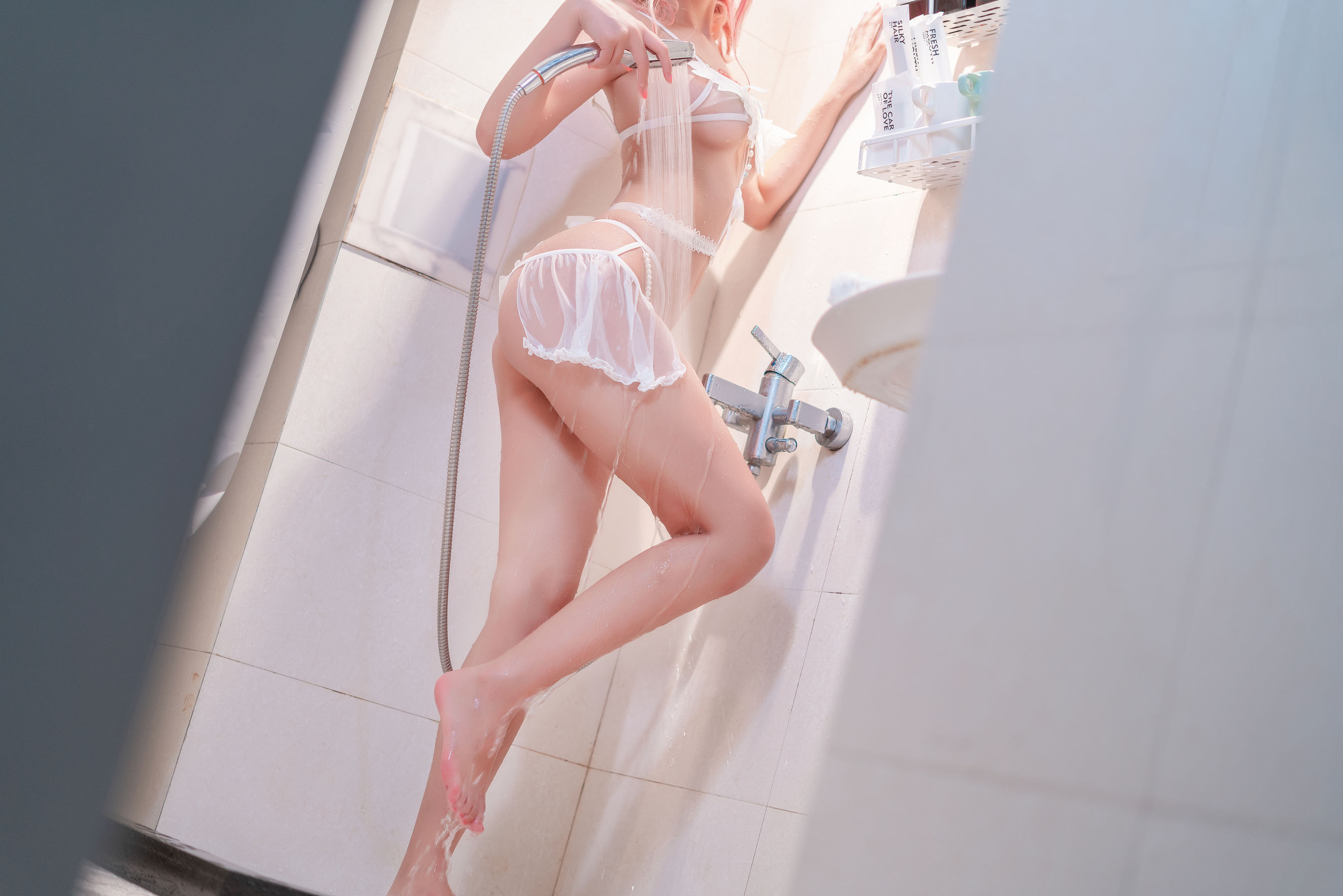 [Cosplay] 微博妹子三度_69 - 浴室兔叽