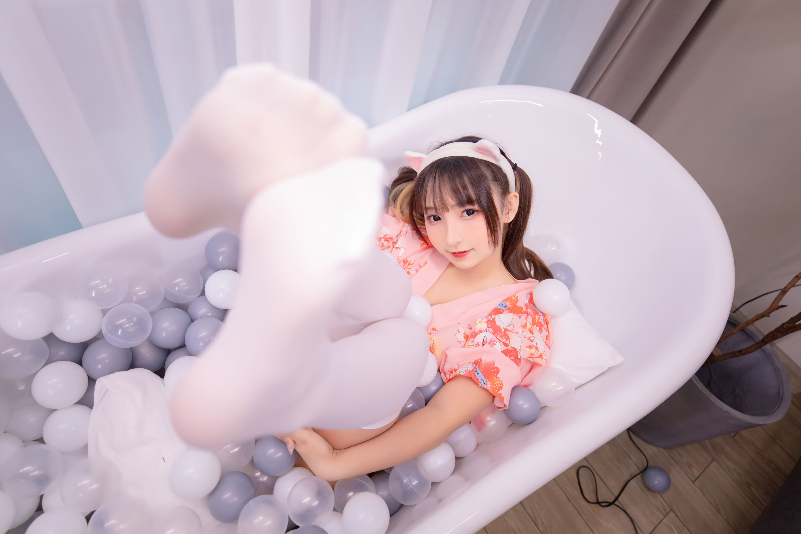[Cosplay] 萝莉神楽板真冬之ガールズパフェ - 雪糕少女
