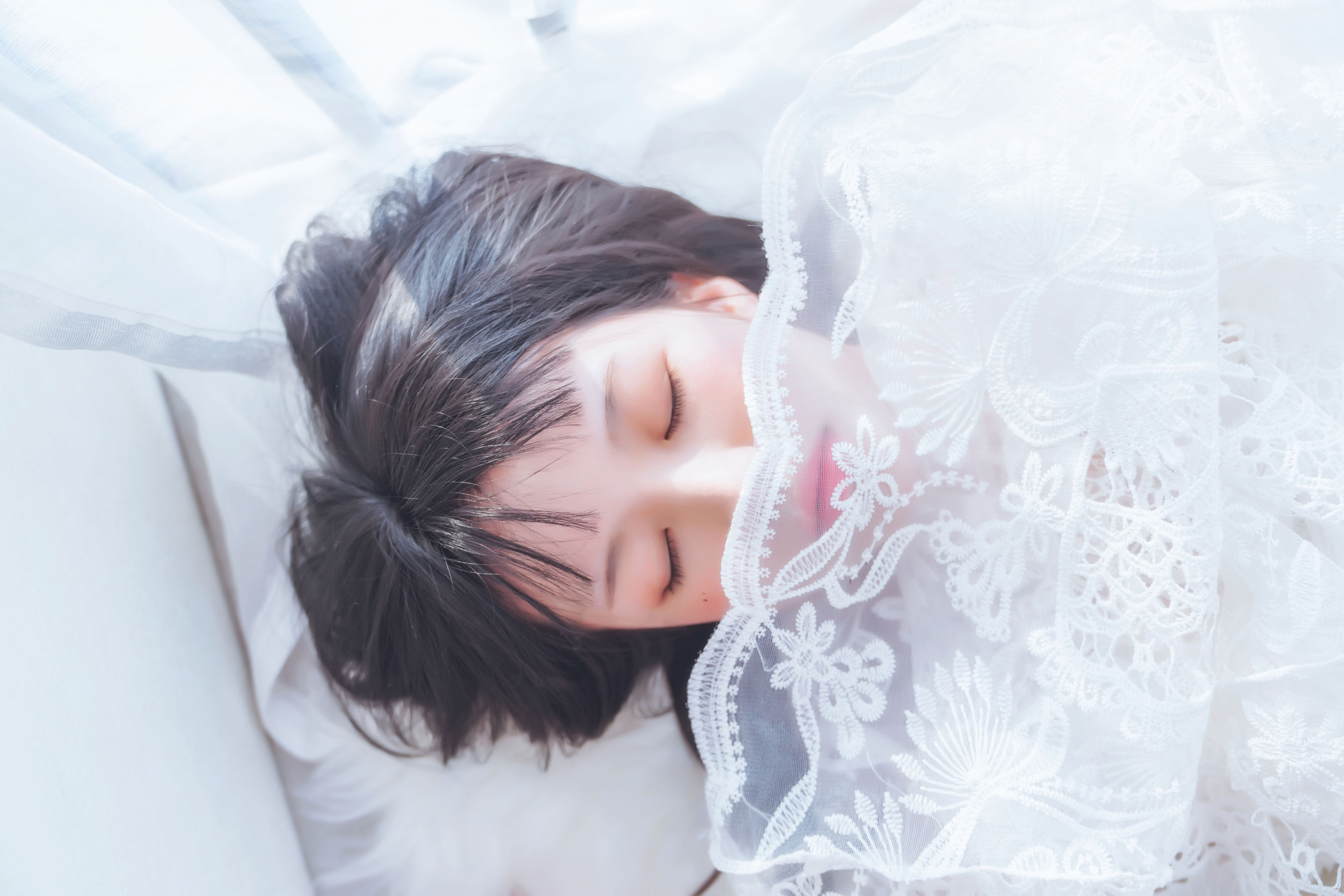 [Cosplay] 桜桃喵 - 初雪