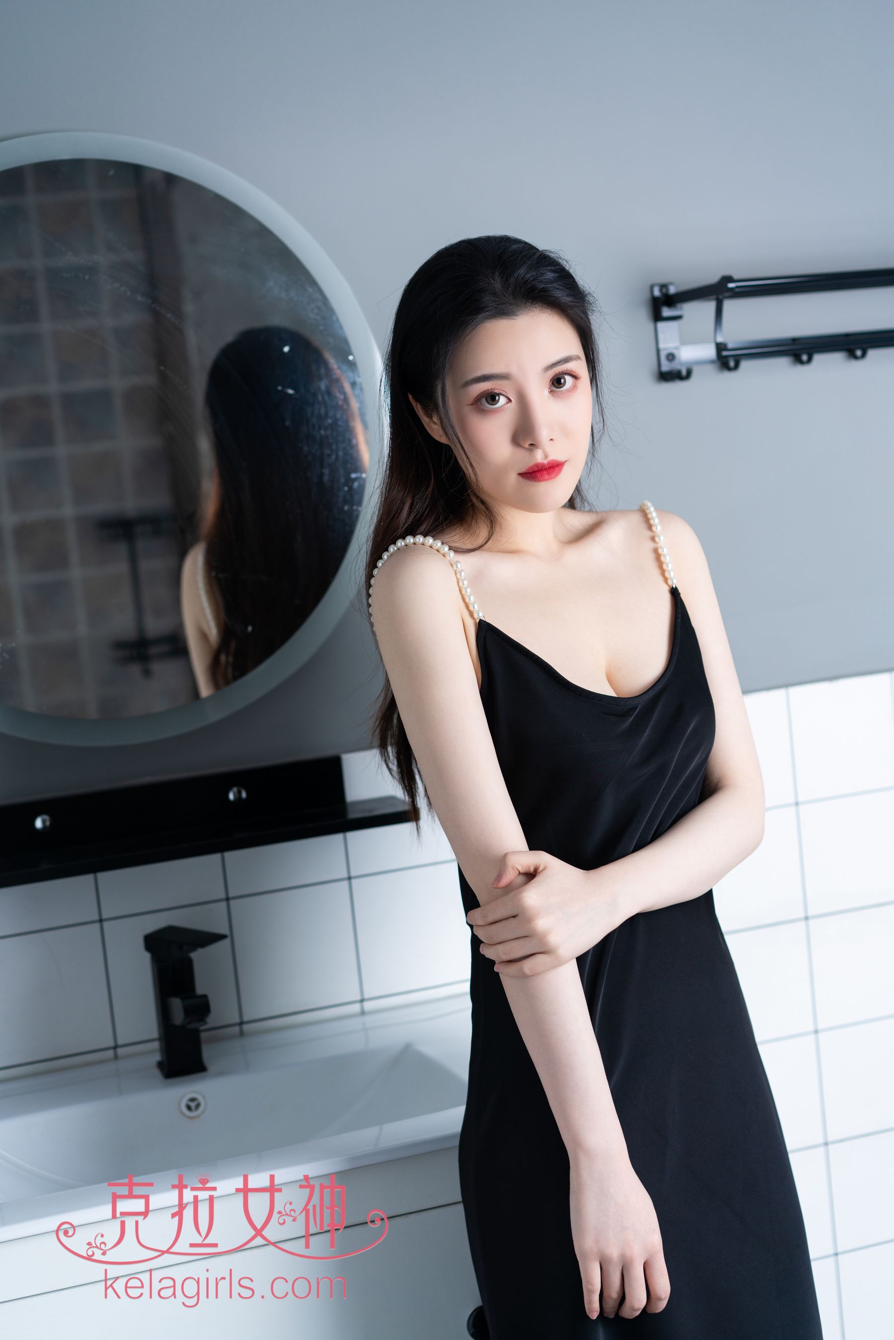 [克拉女神Kelagirls]  百琳 玉趾沾灰