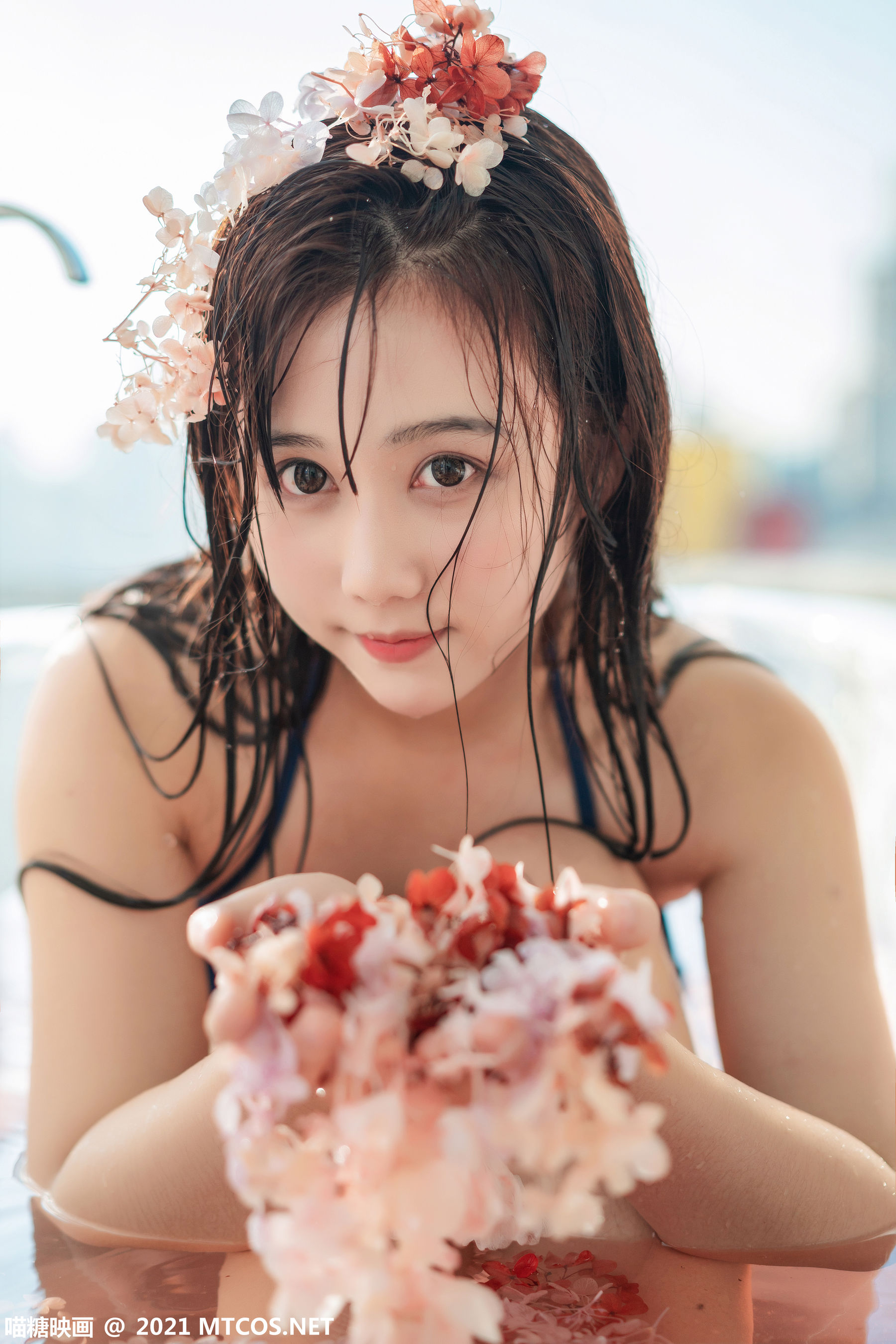 [喵糖映画] VOL.361 镜酱 夏日沐浴
