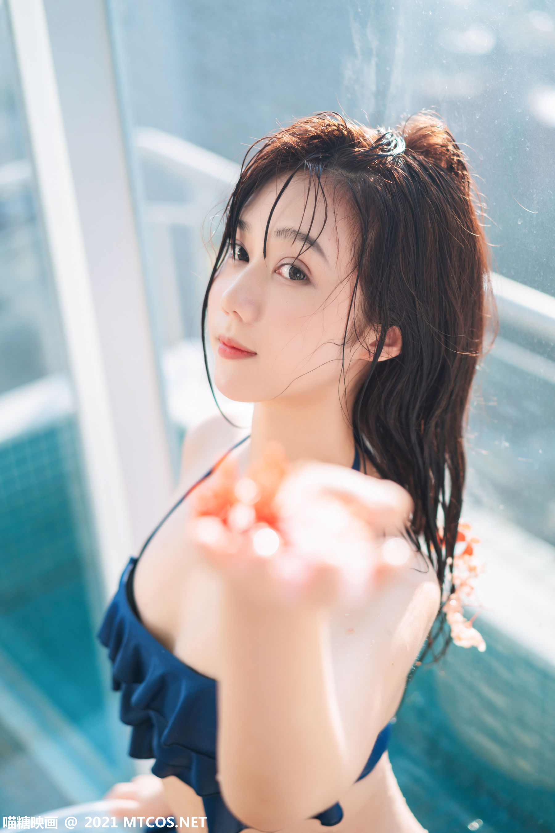 [喵糖映画] VOL.361 镜酱 夏日沐浴