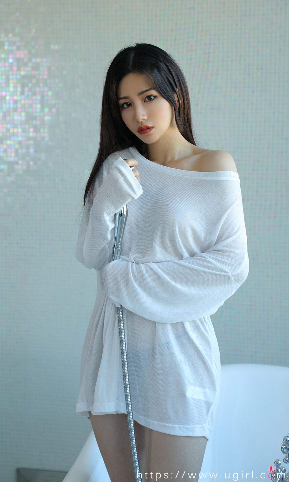 [爱尤物Ugirls] NO.2000 川上富江 湿润的礼物