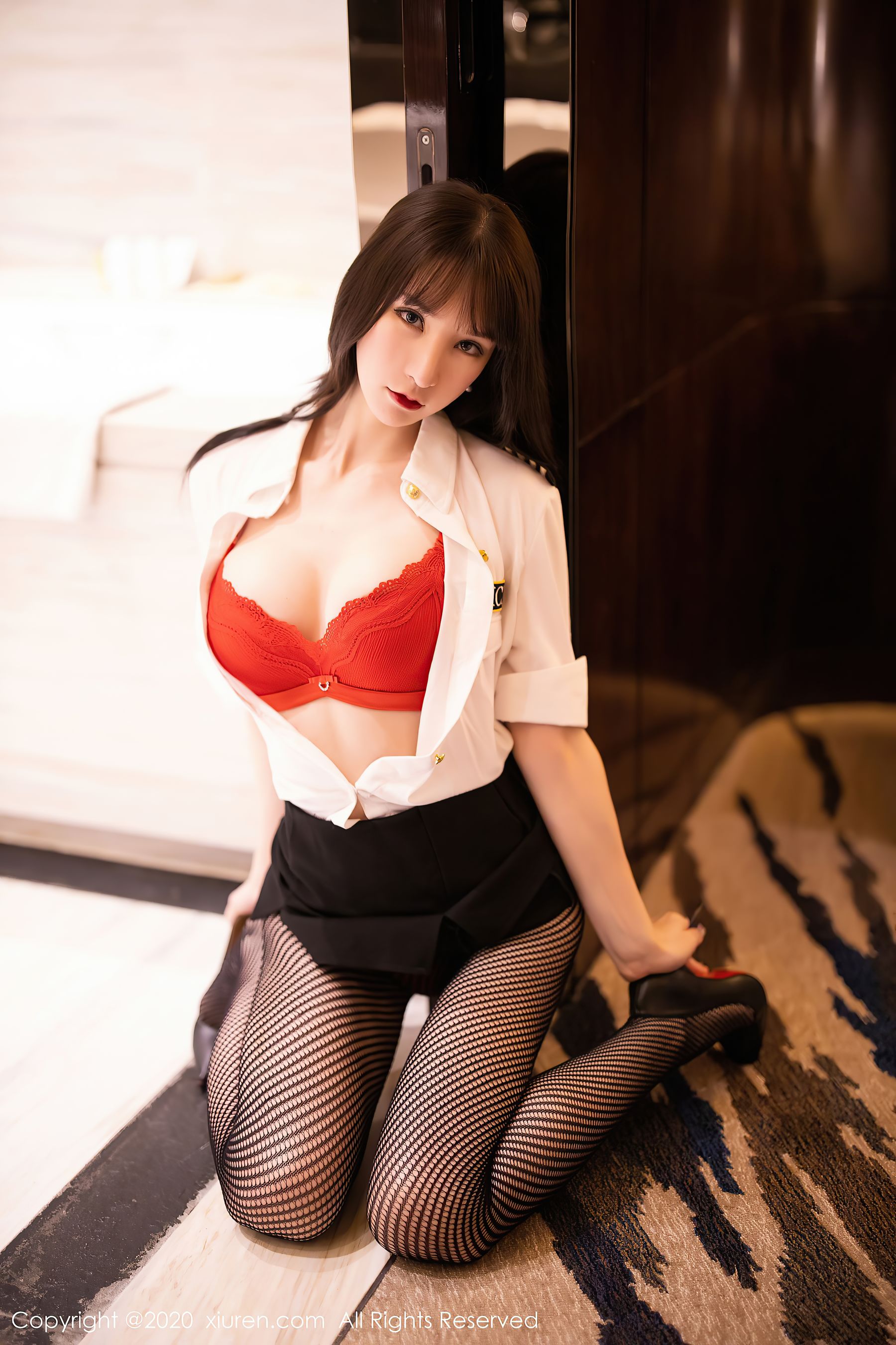 [秀人XIUREN] No.2820 周于希Sandy