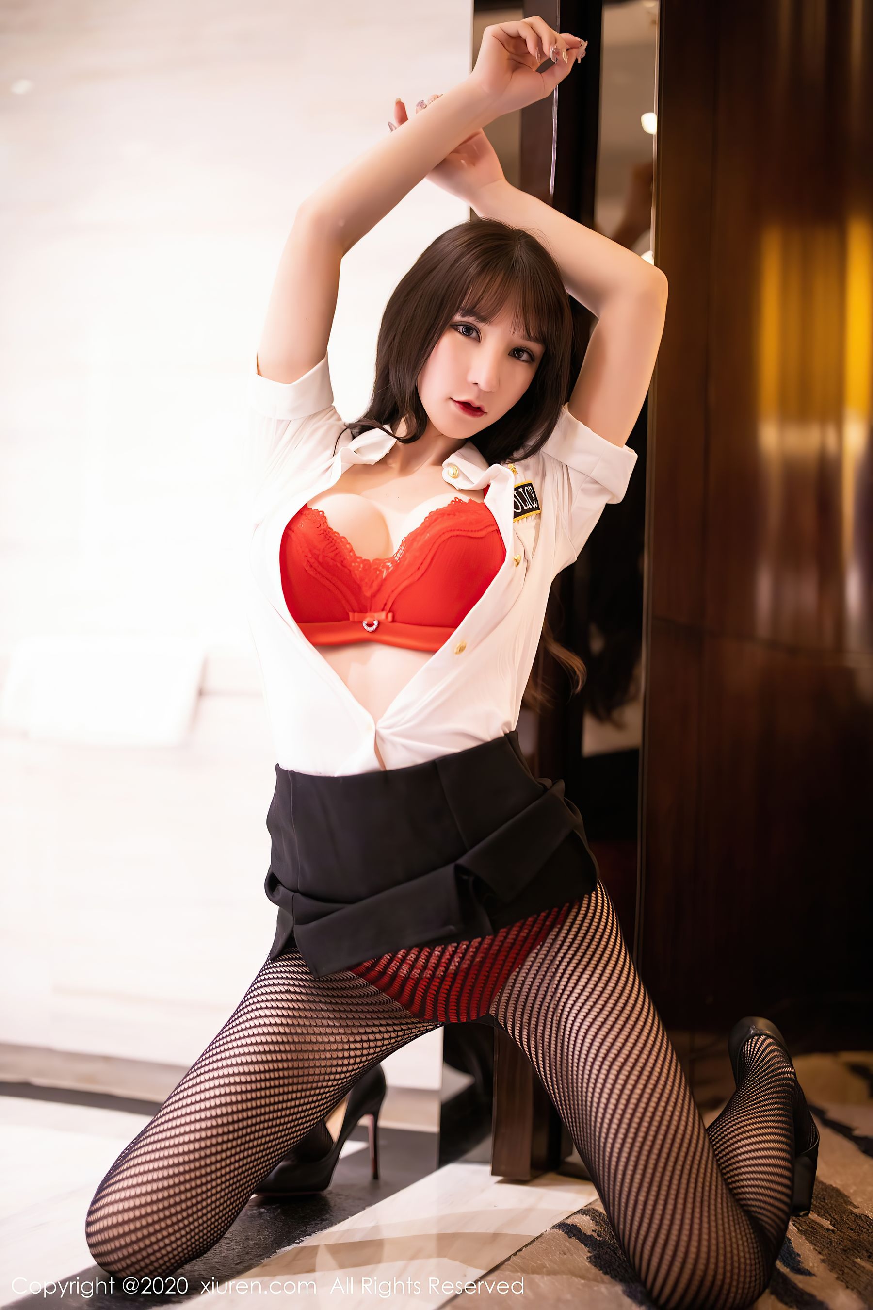 [秀人XIUREN] No.2820 周于希Sandy
