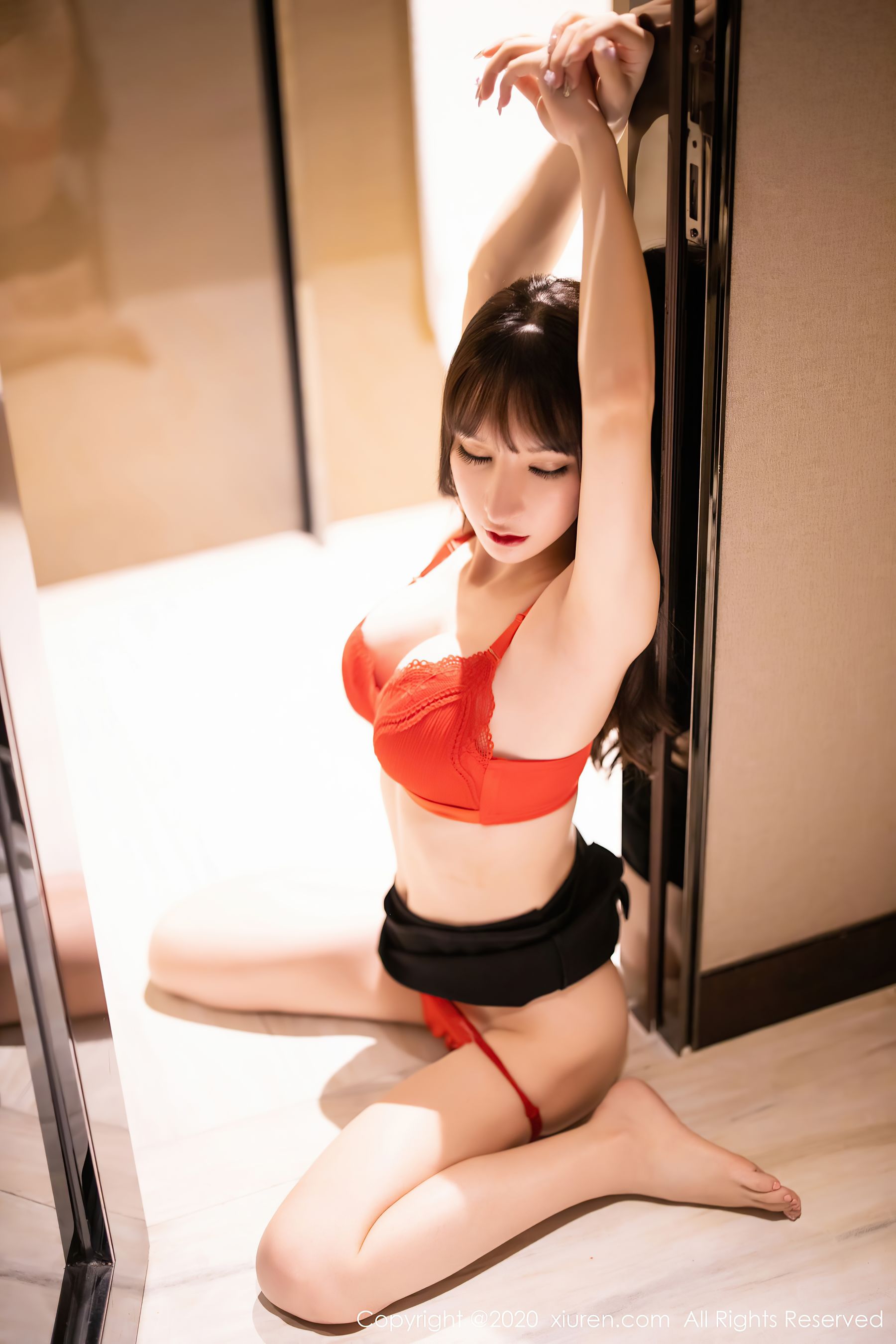 [秀人XIUREN] No.2820 周于希Sandy