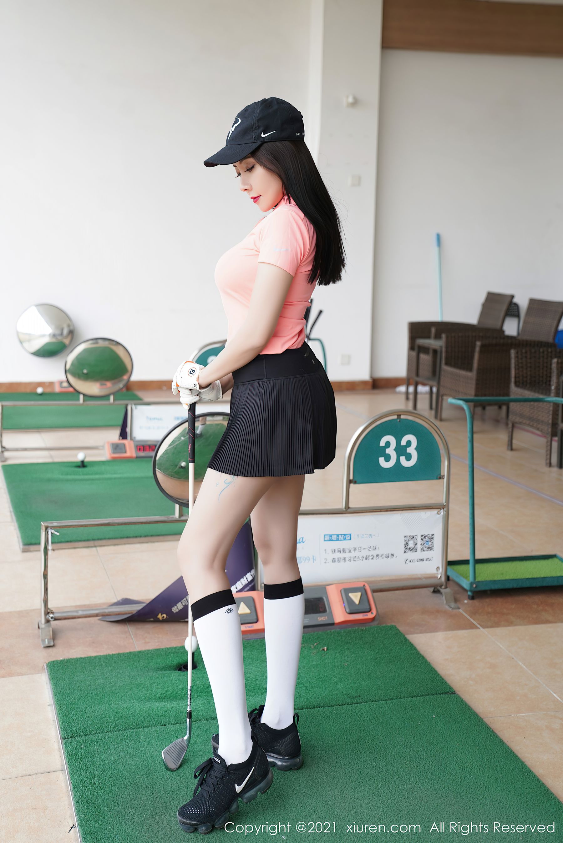 [秀人XIUREN] No.2966 果儿Victoria