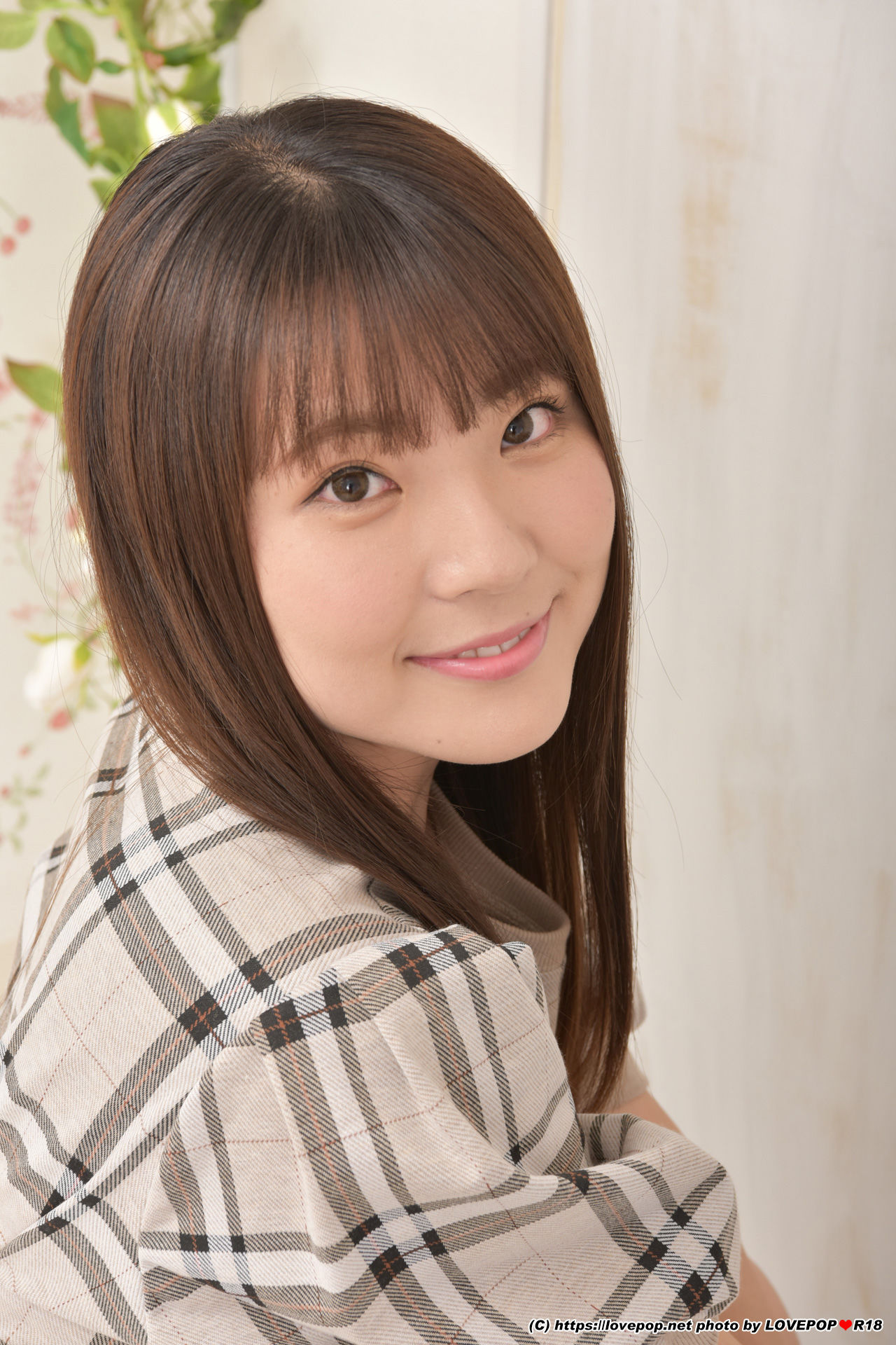 [LOVEPOP] Momoka Nakazama 仲沢ももか Photoset 03