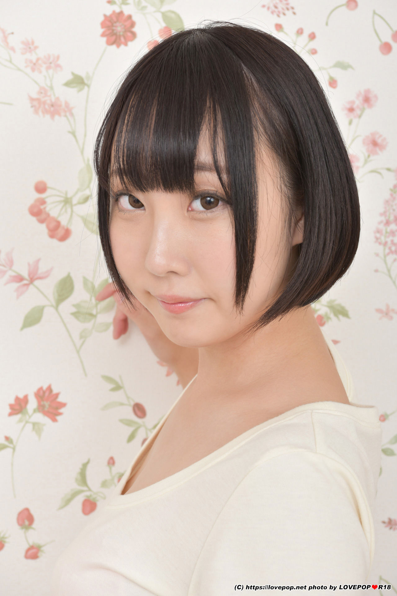 [LOVEPOP] Saku Kurosaki 黒崎さく Photoset 01