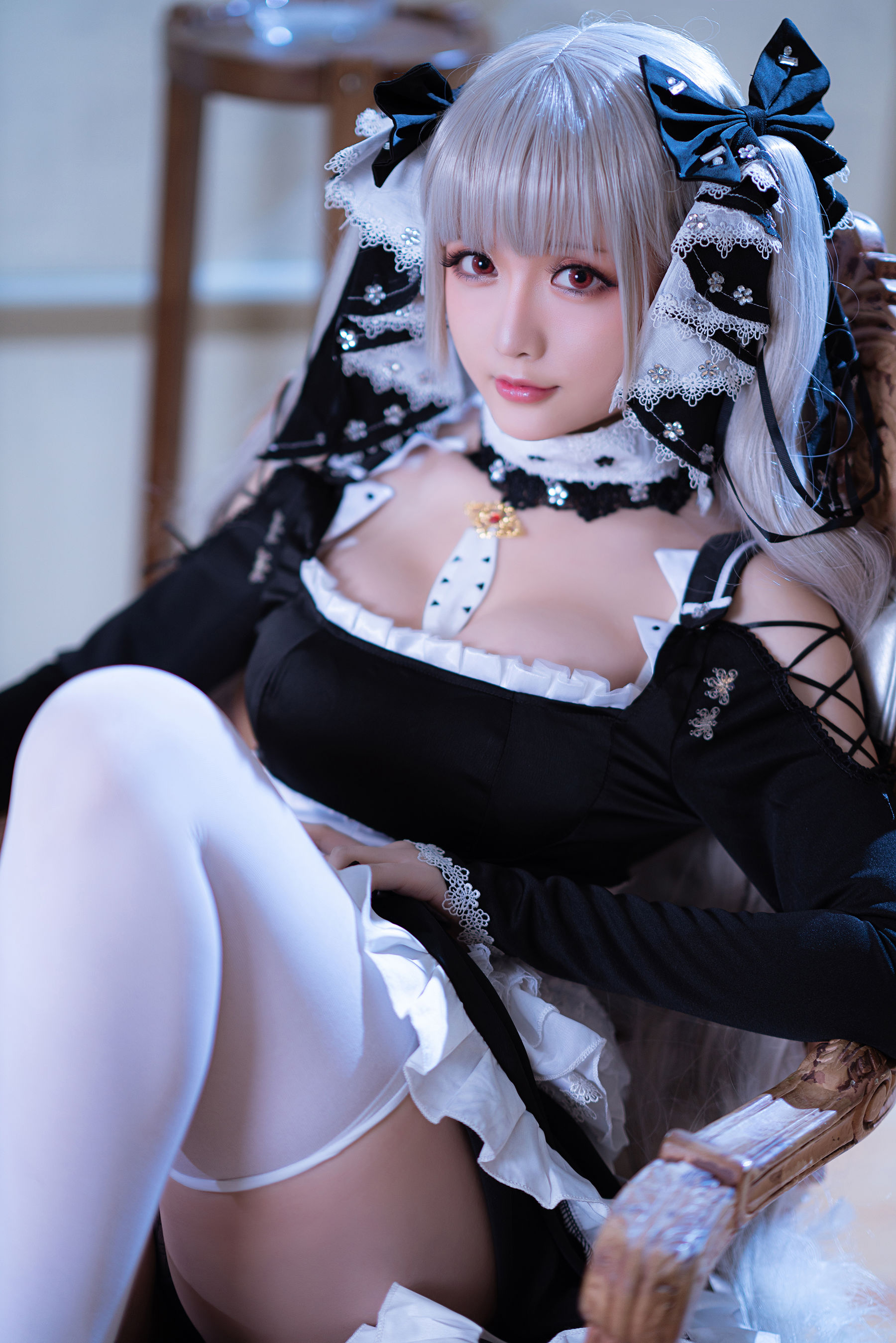 [COS福利] Coser小姐姐星之迟迟 - R-Maid《可畏》