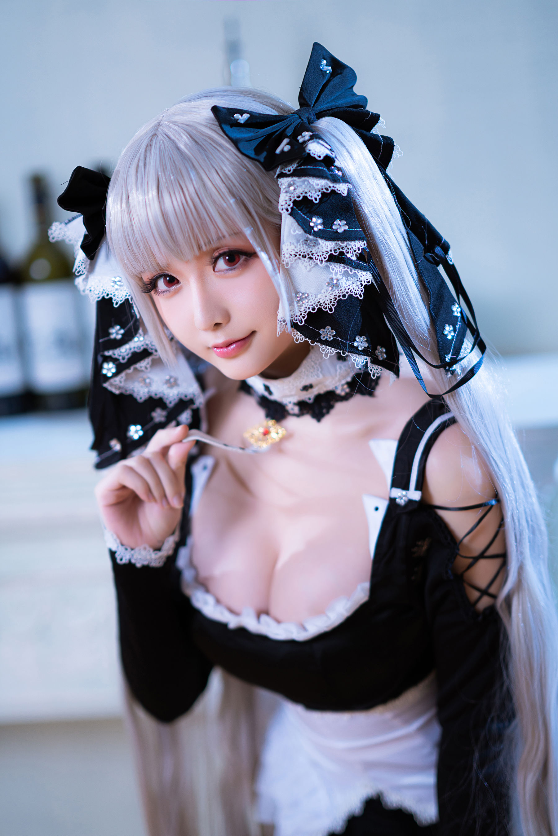 [COS福利] Coser小姐姐星之迟迟 - R-Maid《可畏》