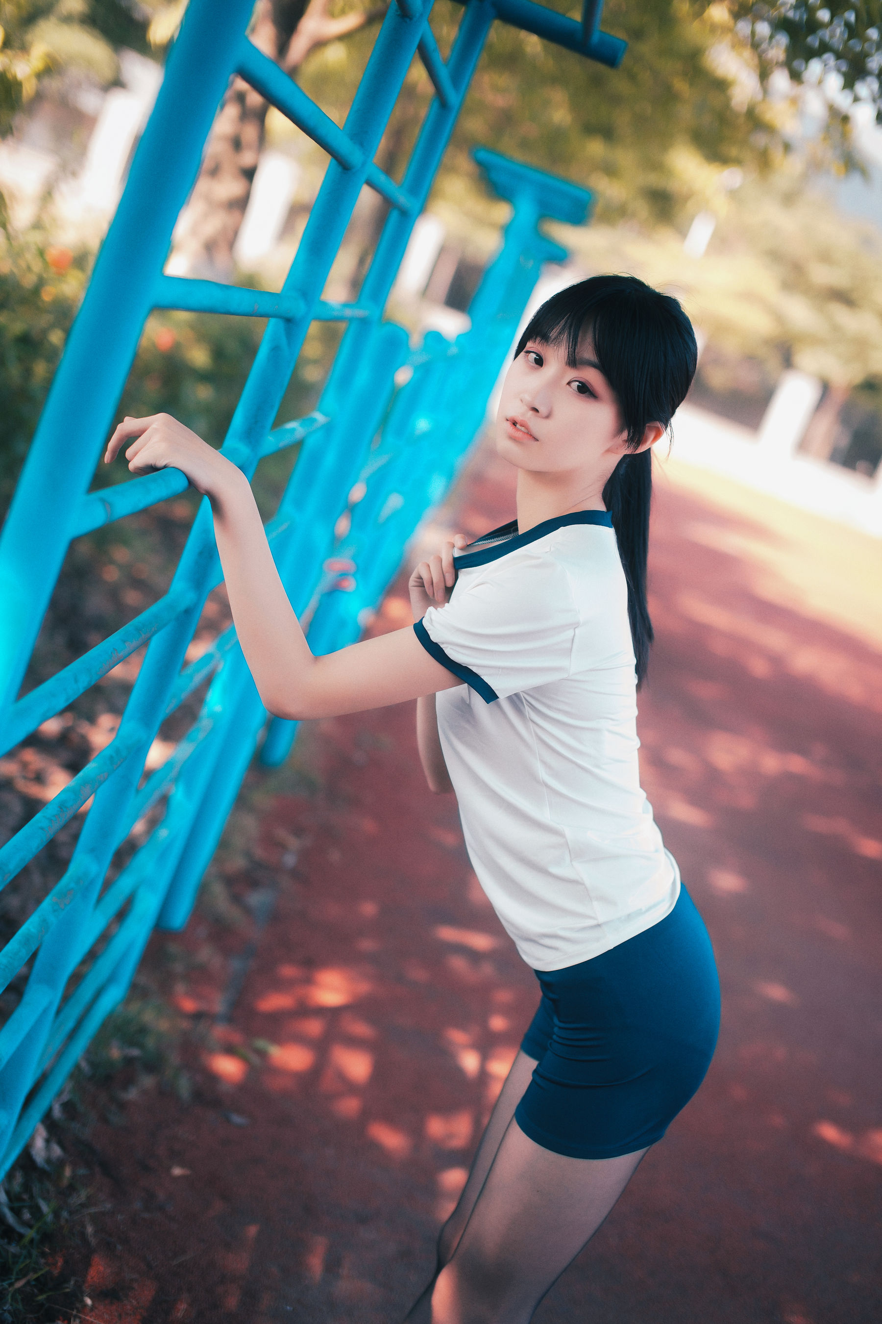 [COS福利] COS萌妹沧霁桔梗 - 黑丝体操服