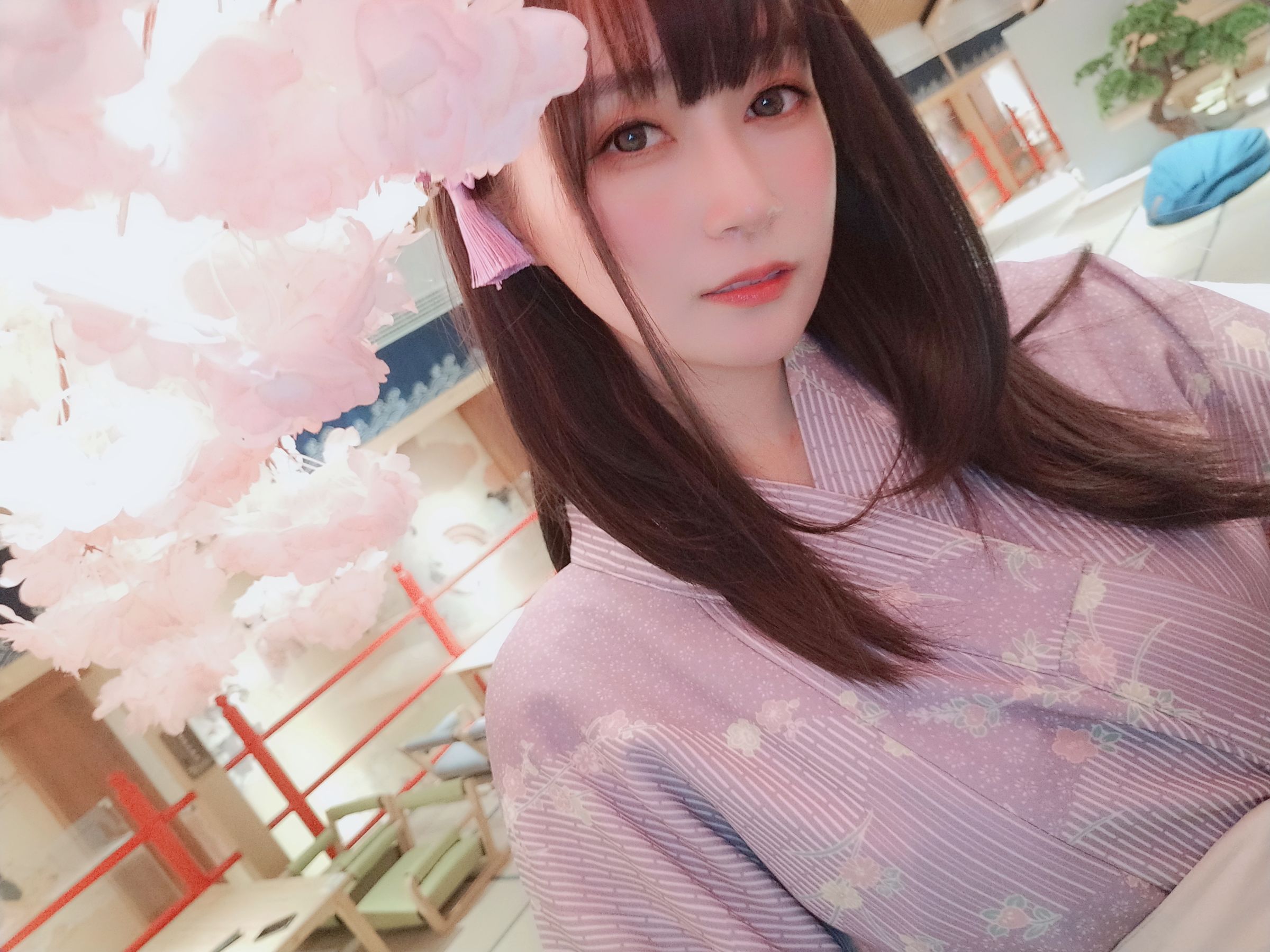 [COS福利] Coser小姐姐白银 - 女场浴池(上)