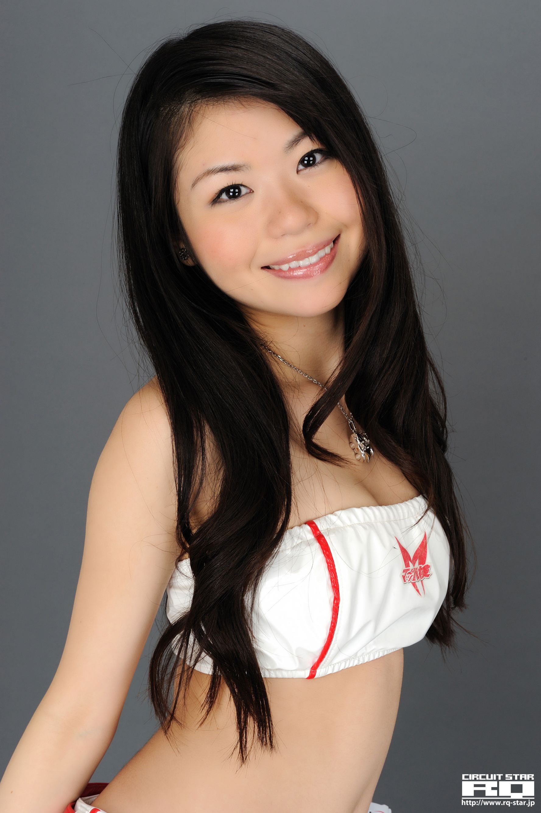 [RQ-STAR] NO.00441 池原冬实 Race Queen 写真集