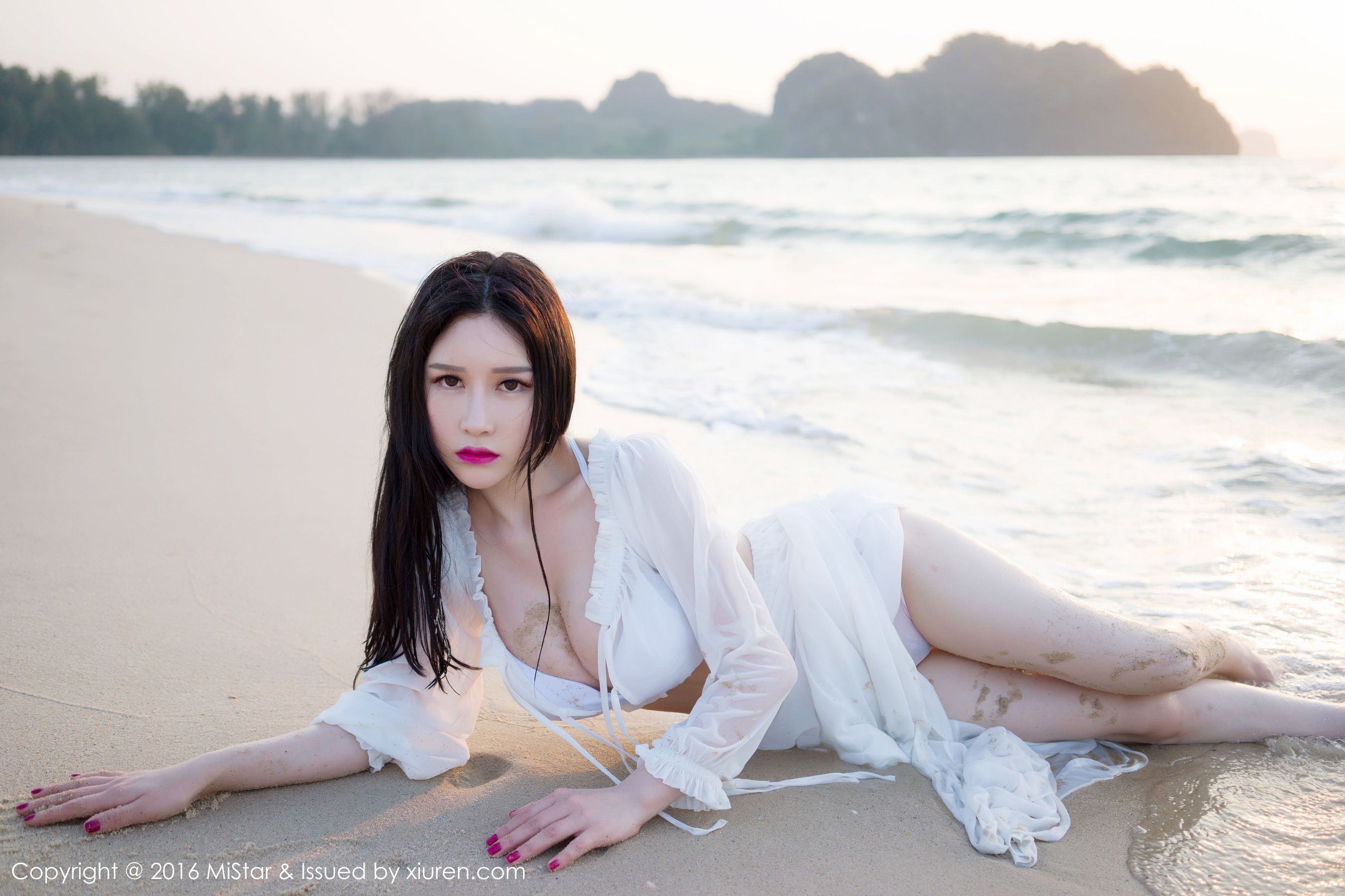 于姬Una《兰卡威旅拍》海滩长裙+泳装 [魅妍社MiStar] Vol.106