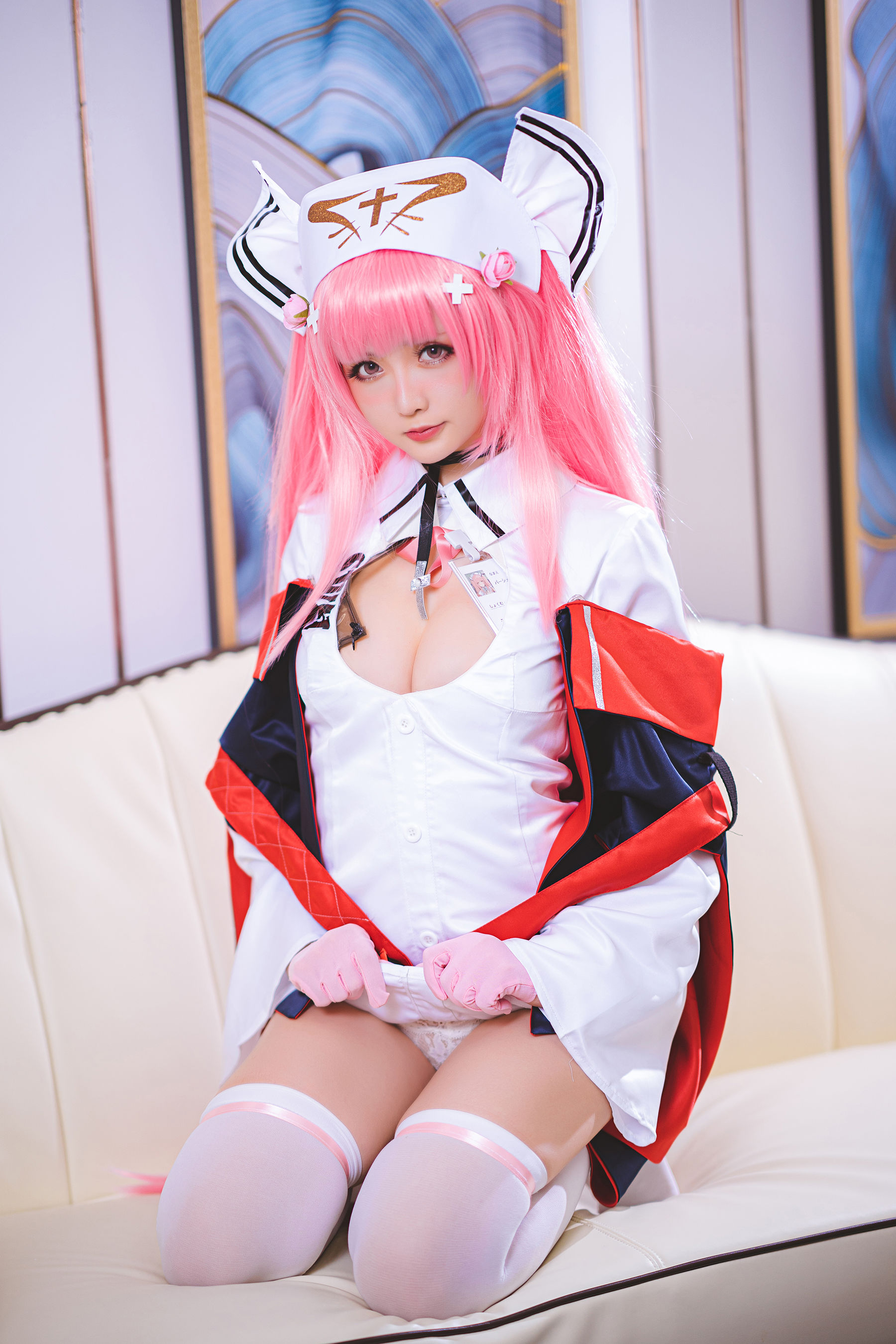 [COS福利] Coser小姐姐星之迟迟 - R-Maid《英仙座护士》