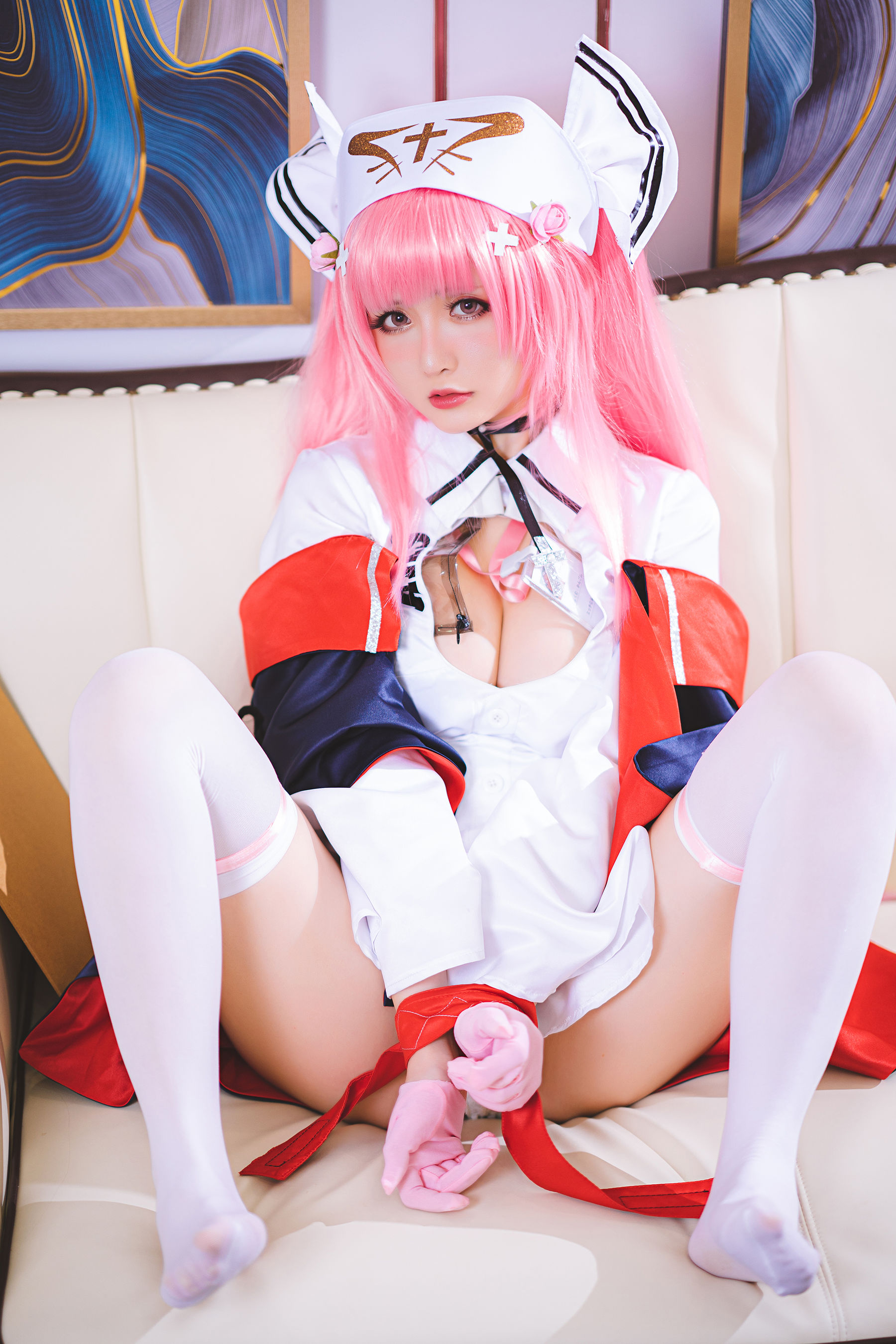 [COS福利] Coser小姐姐星之迟迟 - R-Maid《英仙座护士》