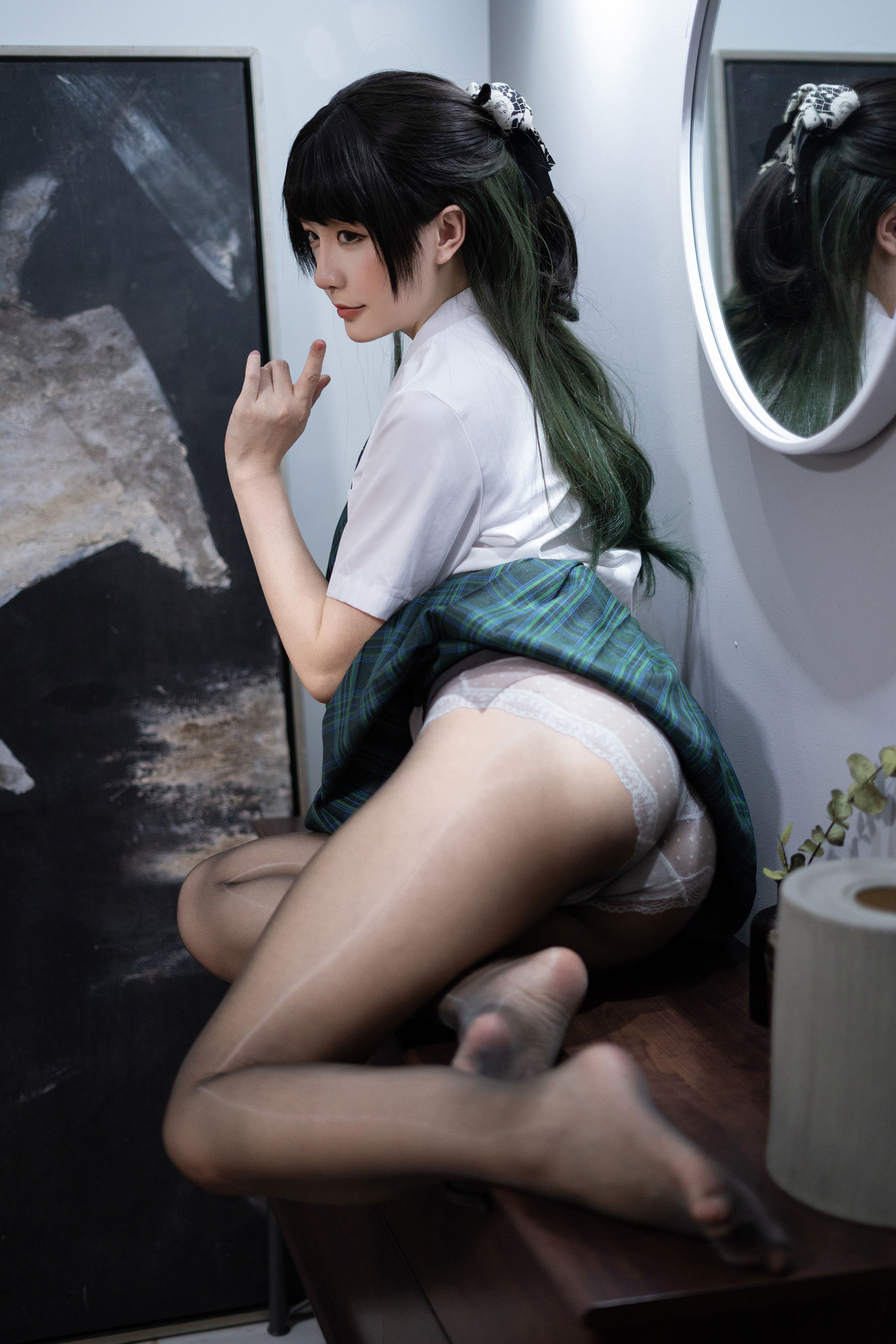 [COS福利] Coser小姐姐星之迟迟 - JK-绿
