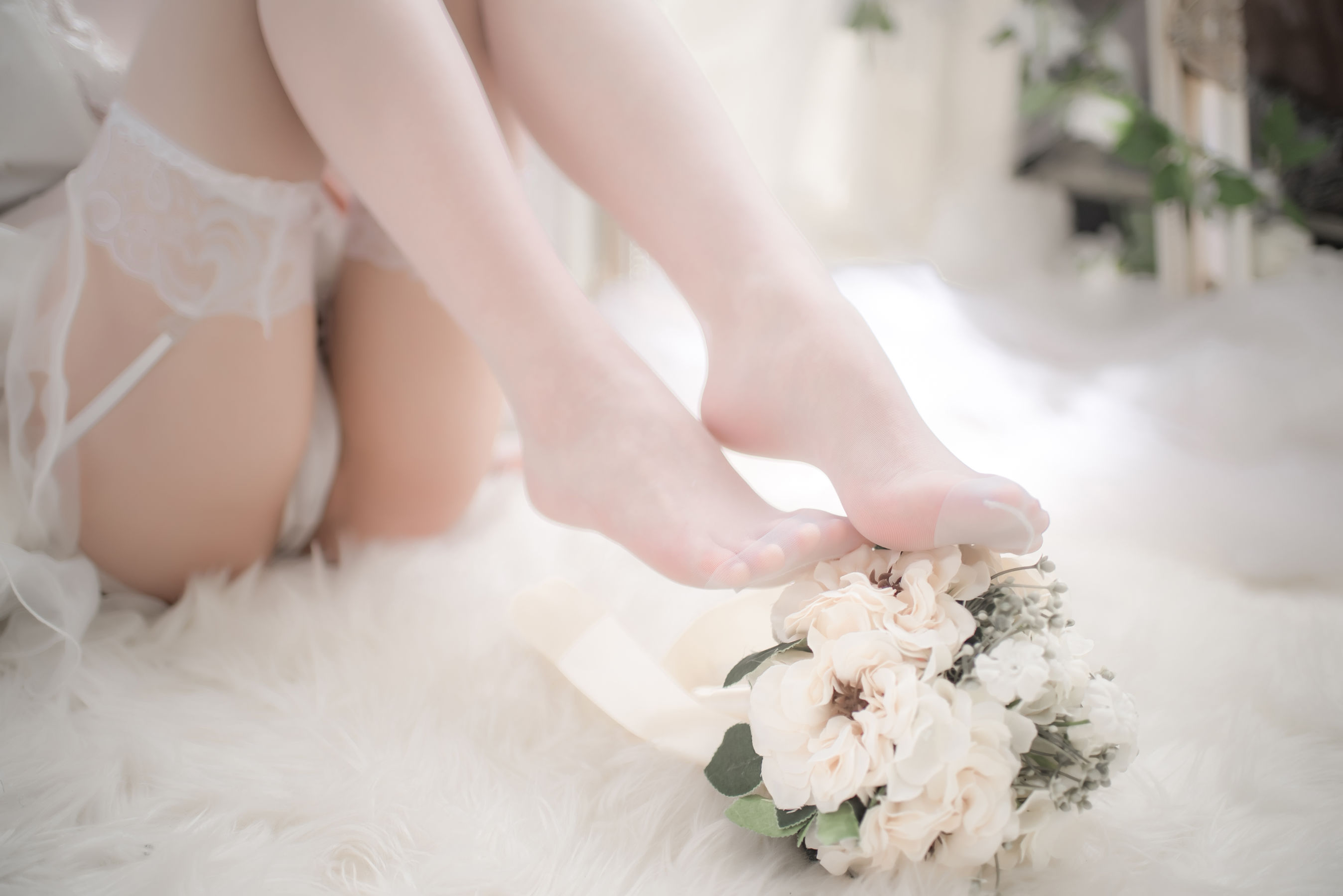 [COS福利] 尤物清水由乃 - 爱宕婚纱
