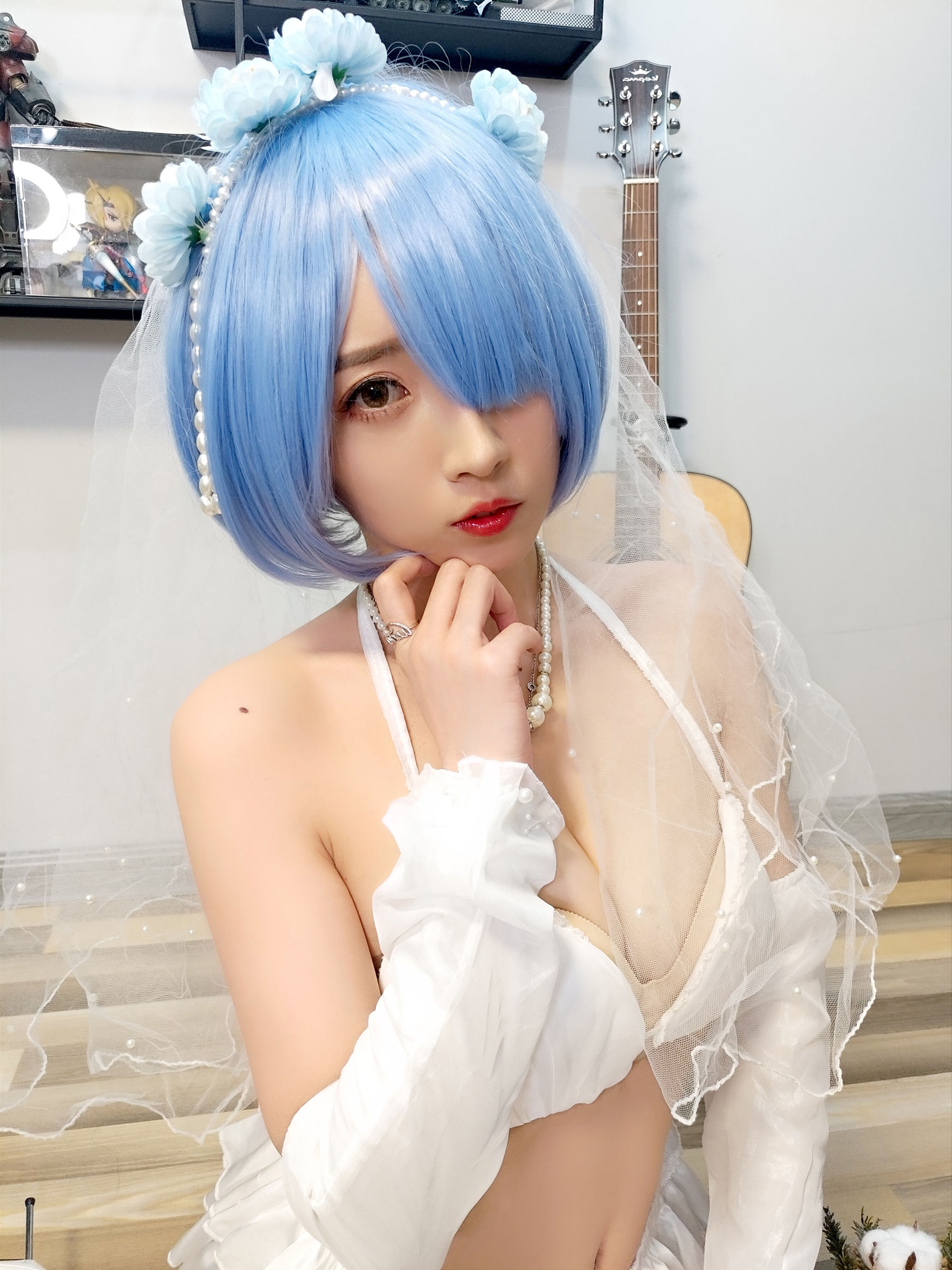 [COS福利] 斗鱼主播小女巫露娜 - 雷姆婚纱