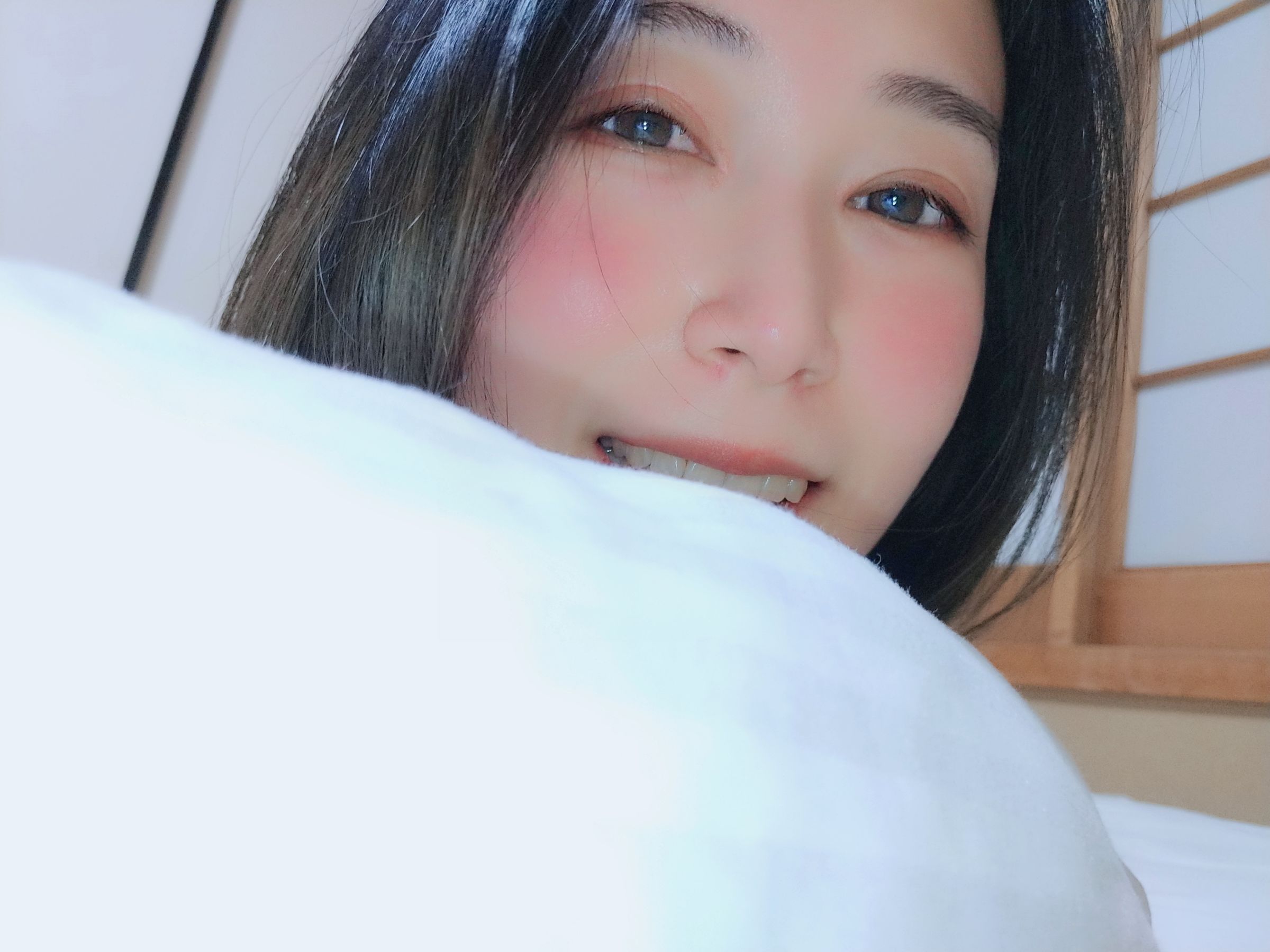 [COS福利] Coser小姐姐白银 - 甜蜜回忆