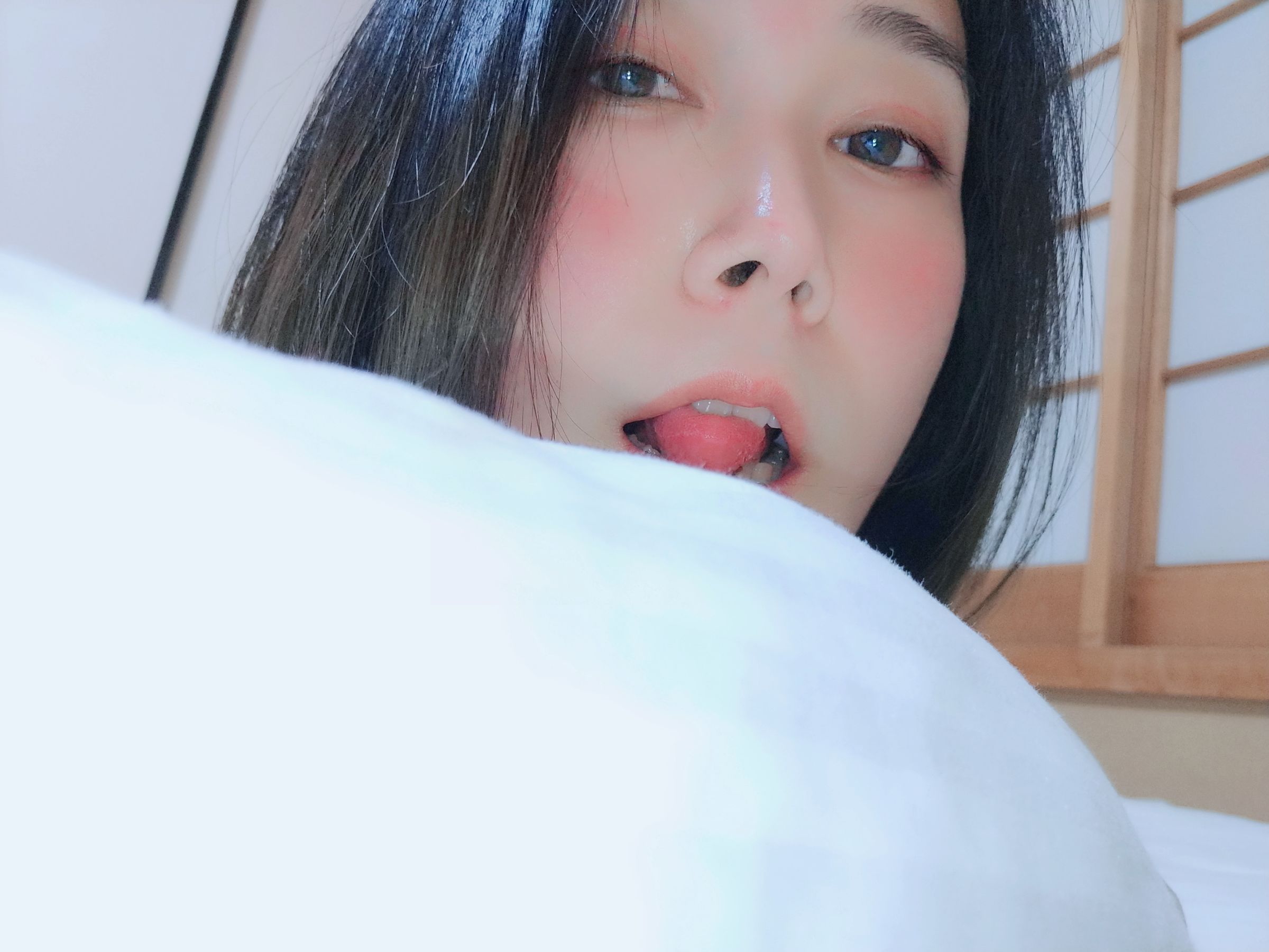 [COS福利] Coser小姐姐白银 - 甜蜜回忆