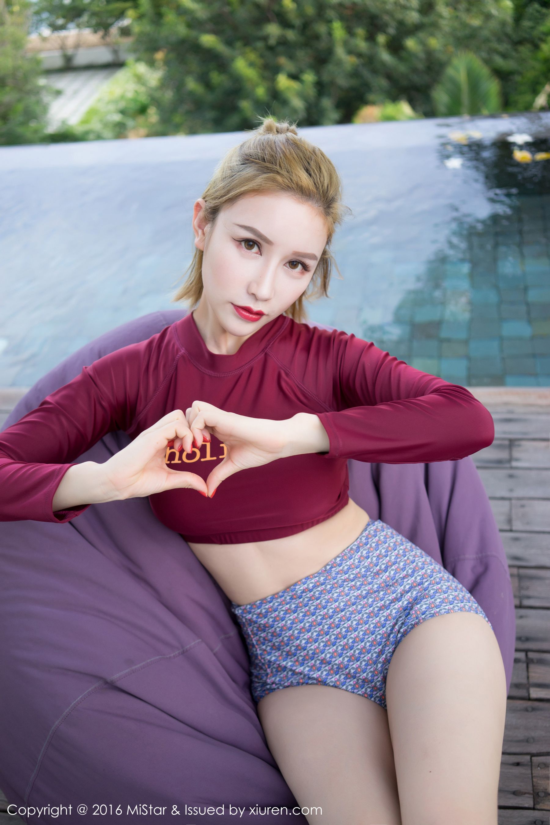 于姬Una《2套长裙+2套泳装》 [魅妍社MiStar] Vol.117