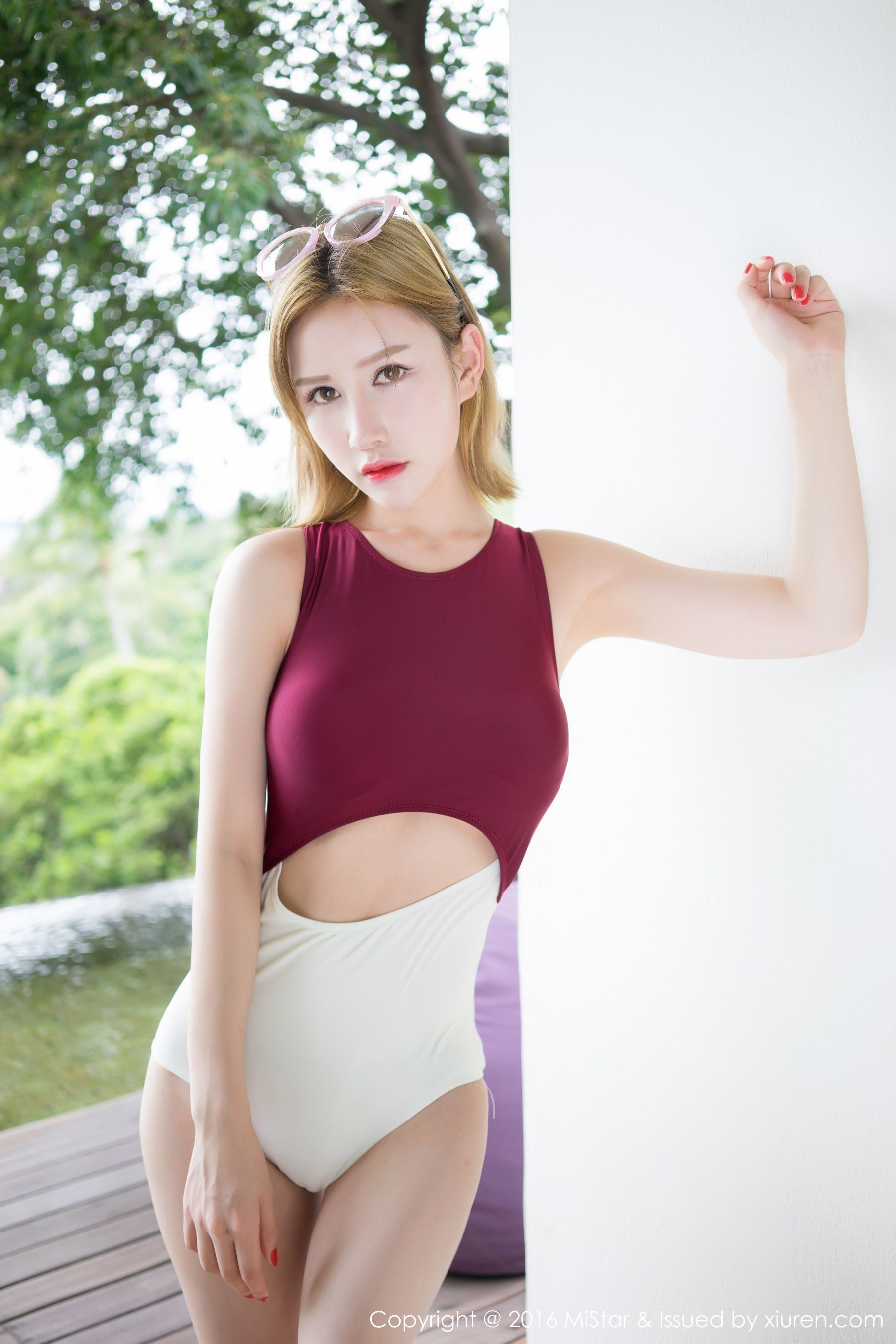 于姬Una《2套长裙+2套泳装》 [魅妍社MiStar] Vol.117