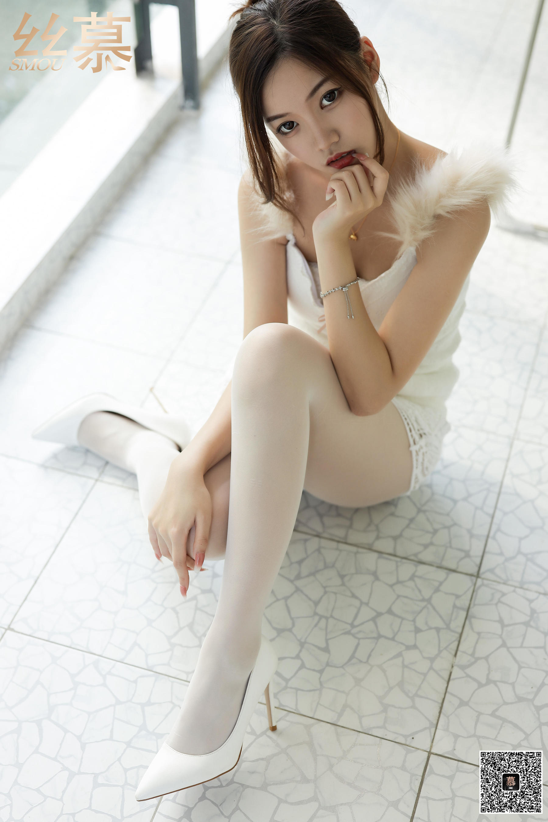 [丝慕] TX070 文欣 《白丝女仆》
