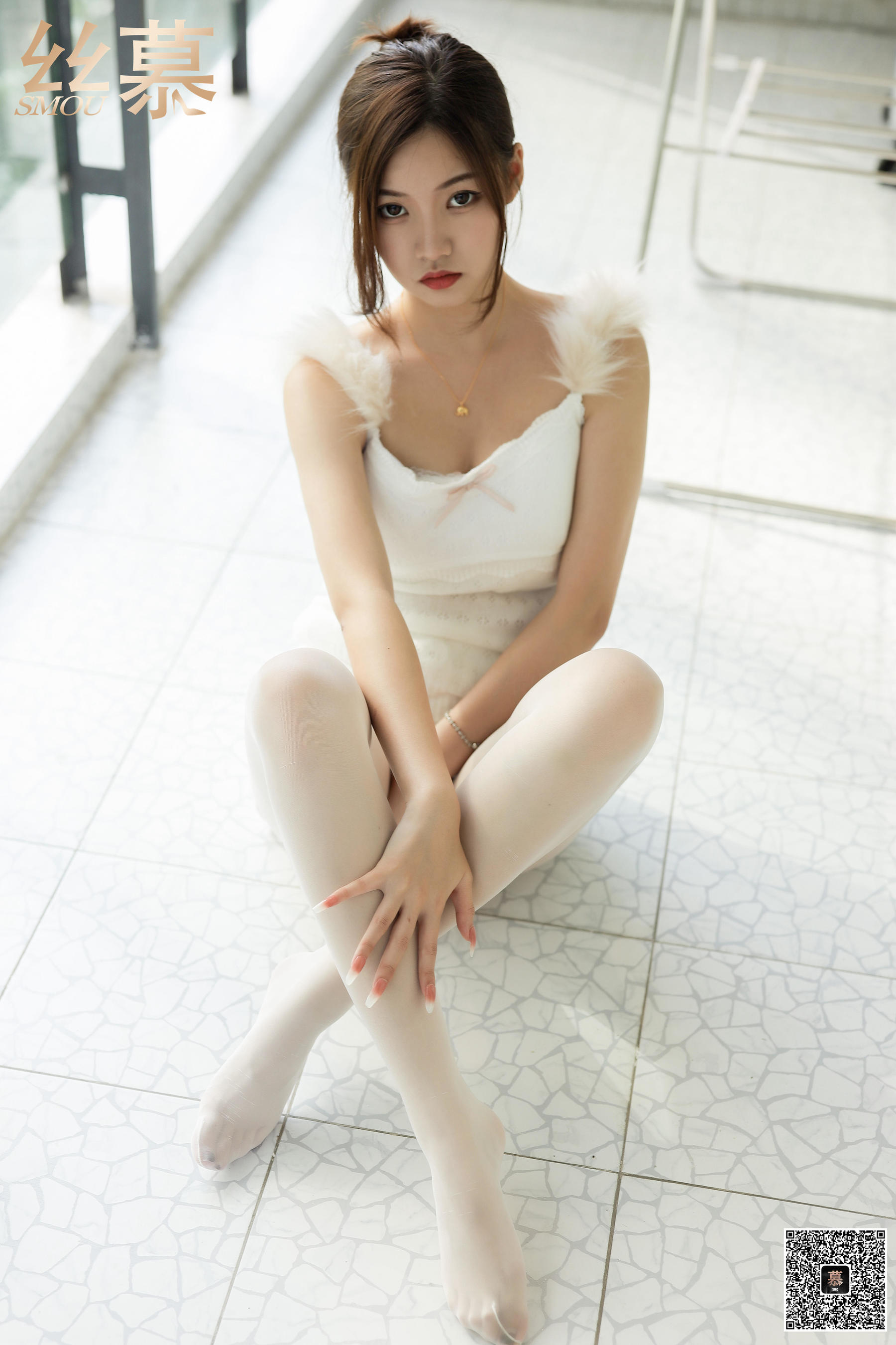 [丝慕] TX070 文欣 《白丝女仆》