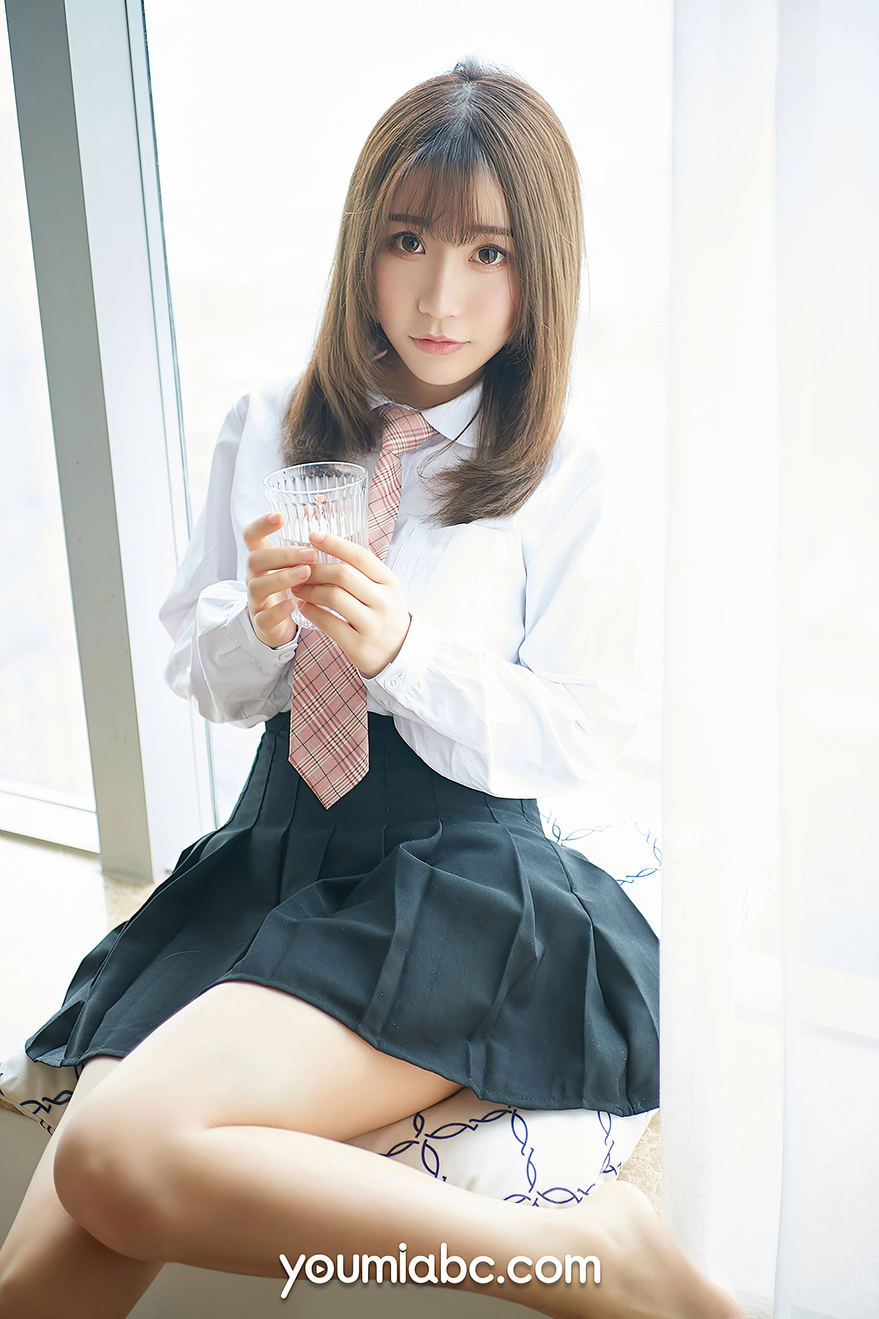 [尤蜜YouMiabc]  绯月樱-Cherry 学生妹の制服诱惑